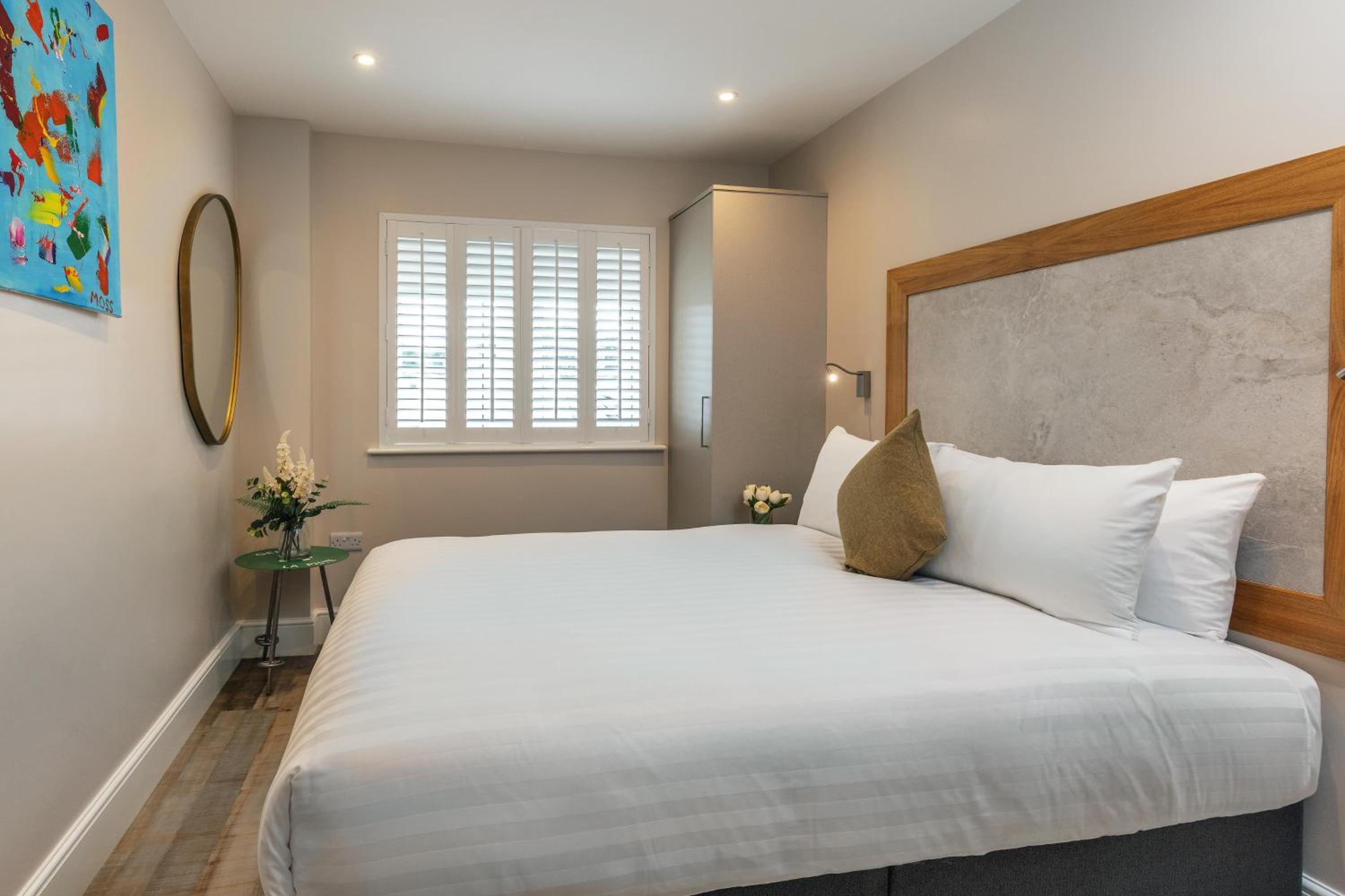 Apartment with Three Double Beds and View - Non-Smoking