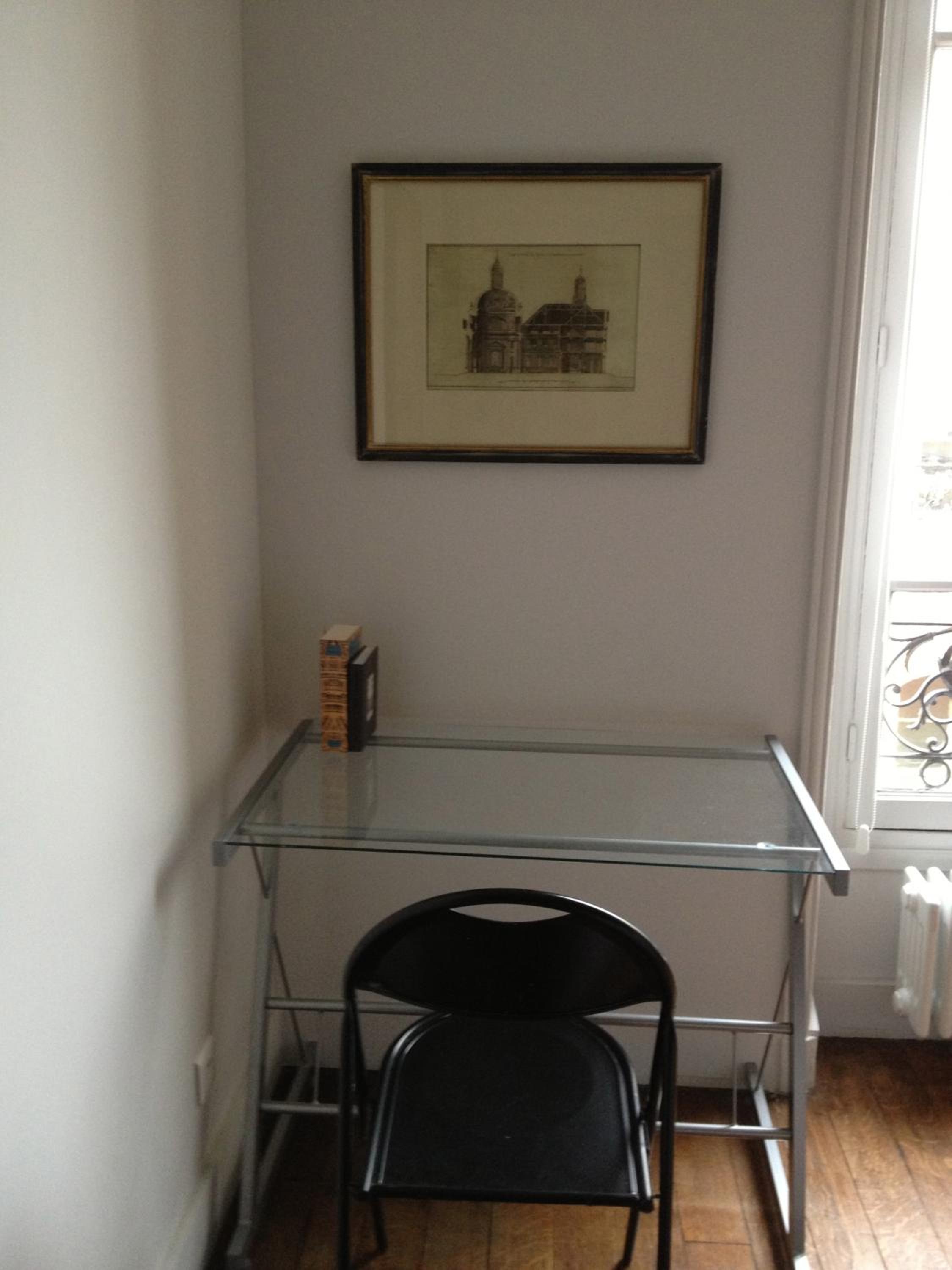 Apartment photo 2