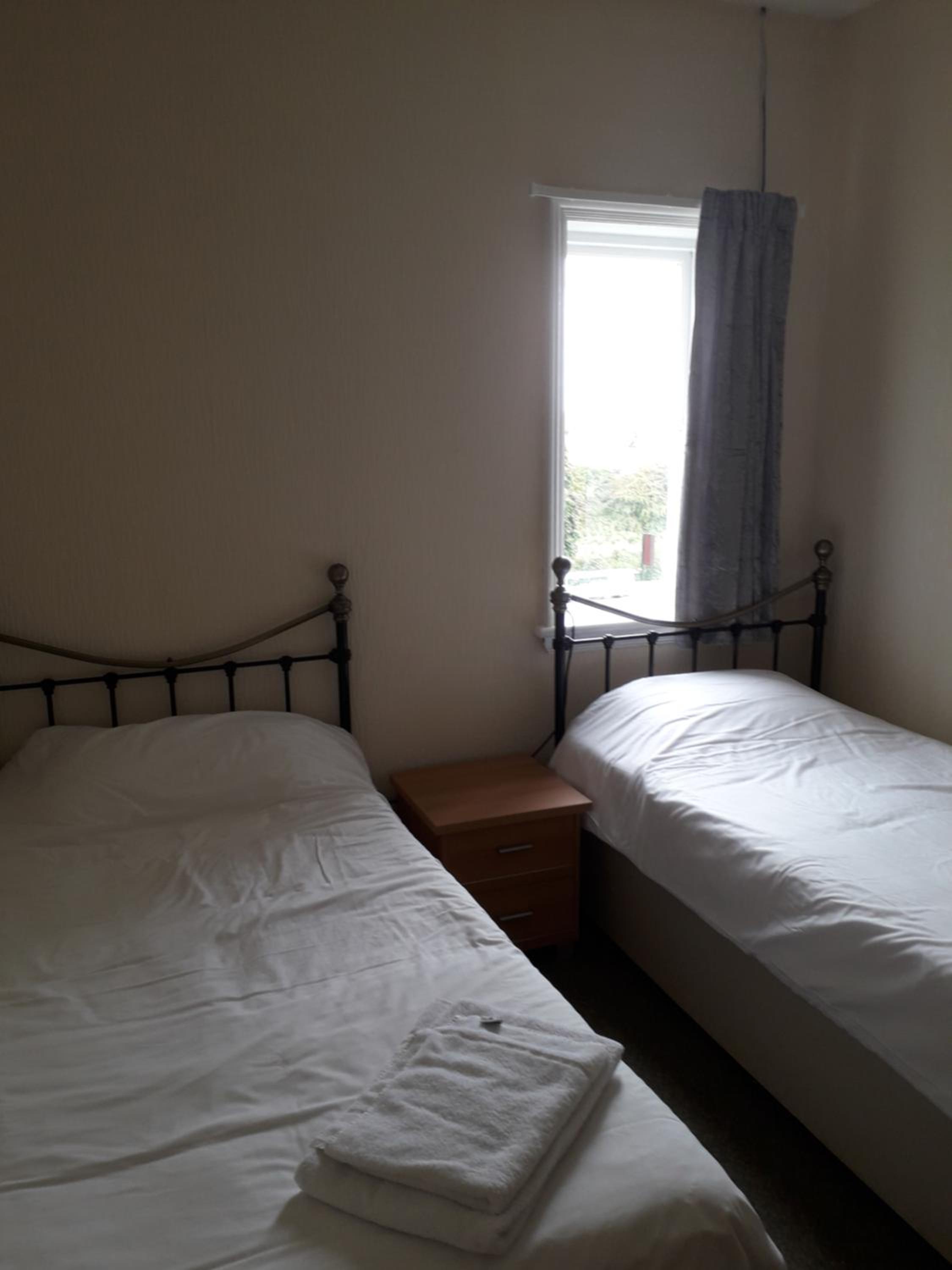Twin Room with Shared Bathroom