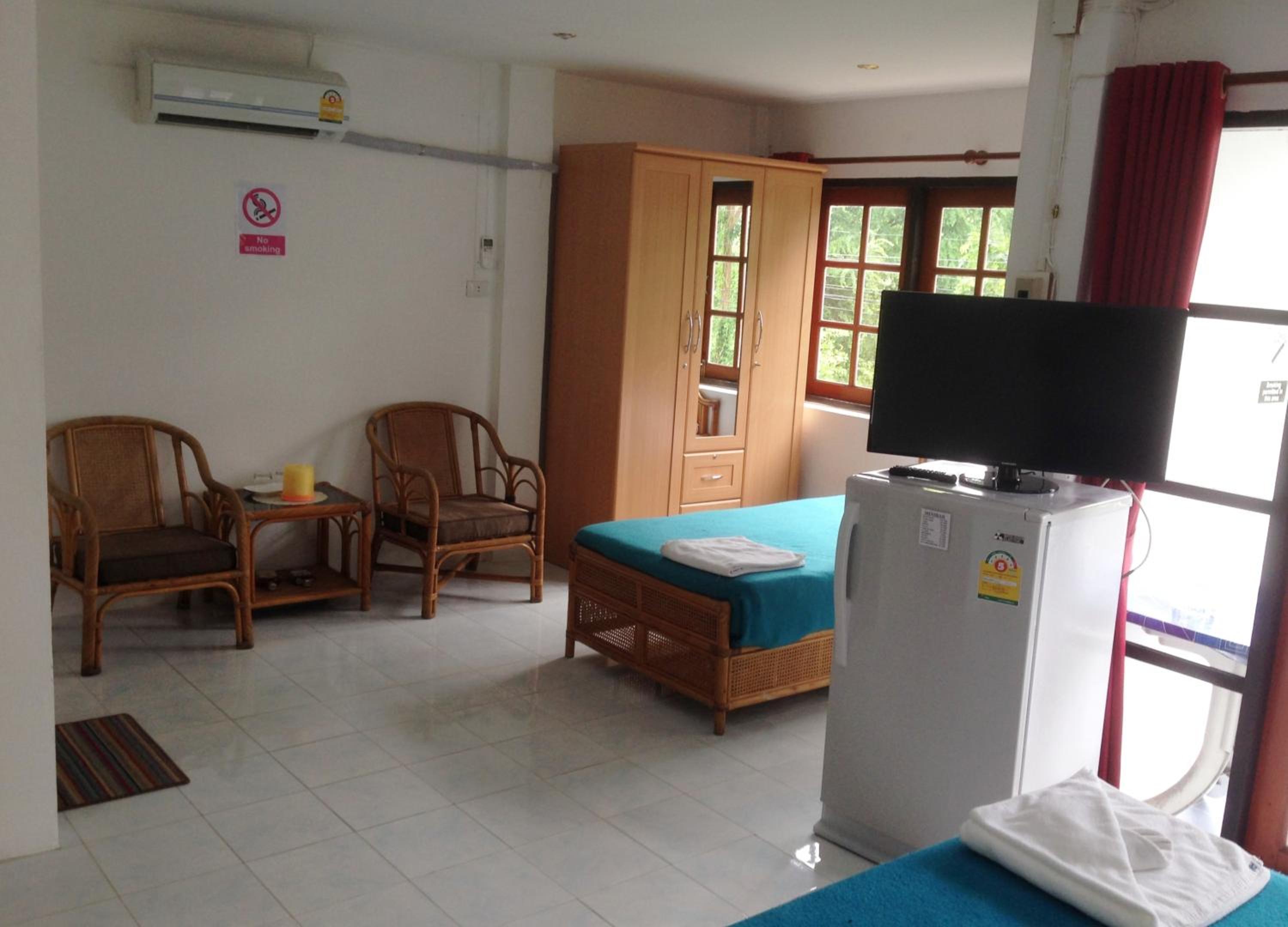 Family Room photo 2
