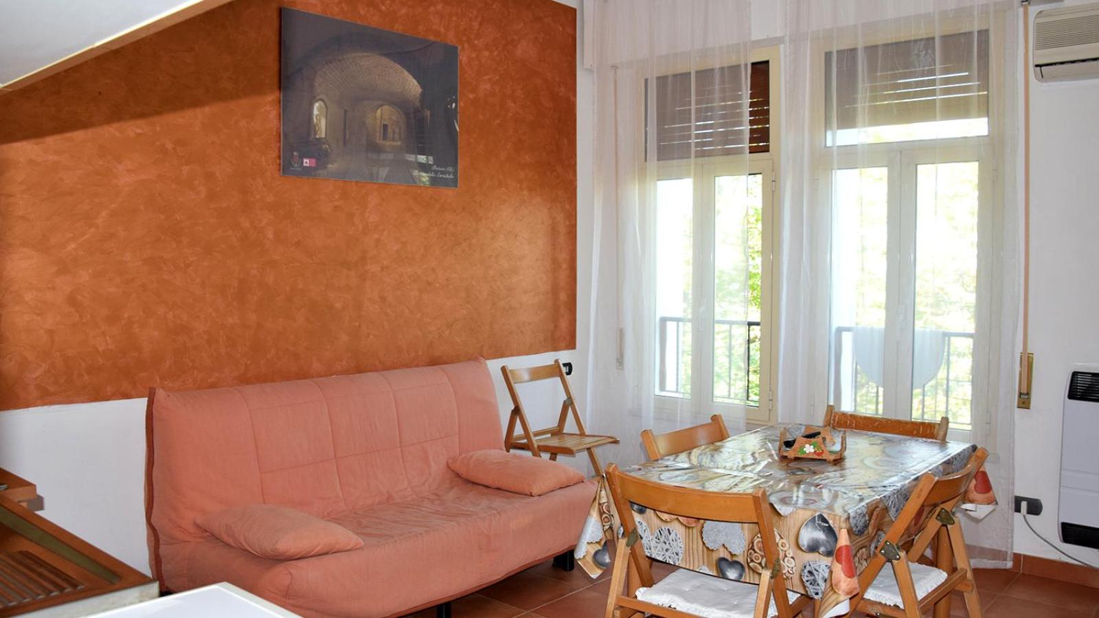 Studio (2 Adults)