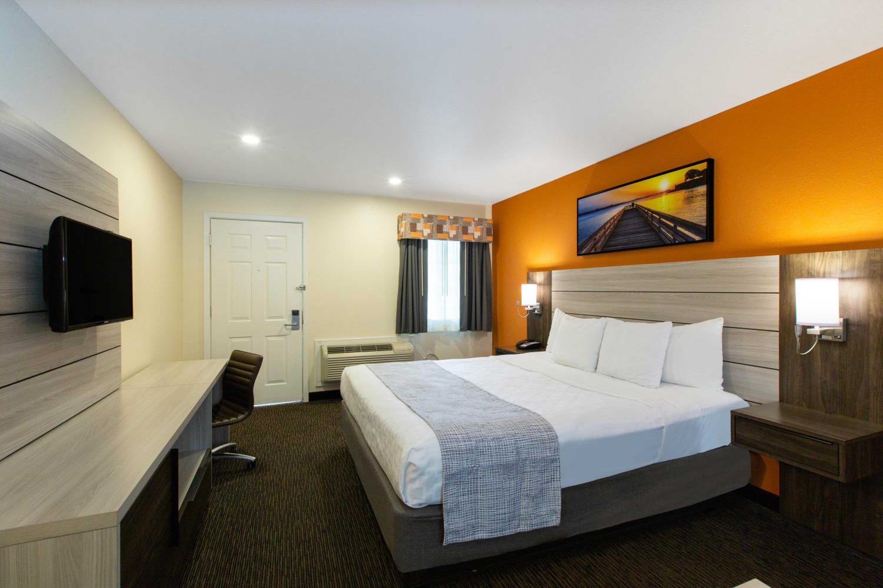 Queen Room - Disability Access/Non-Smoking - Photo 4