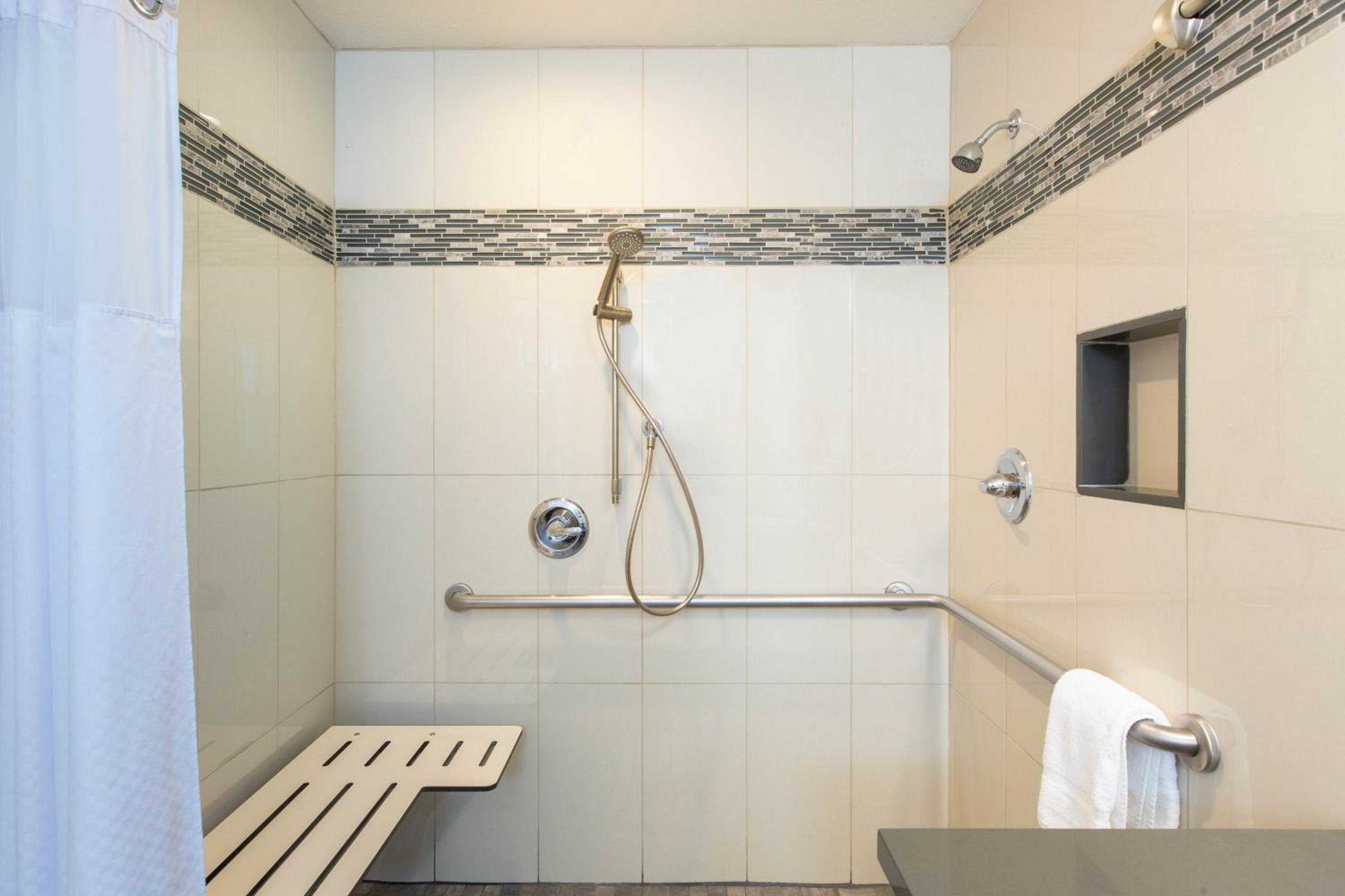 Queen Room - Disability Access/Non-Smoking - Photo 2