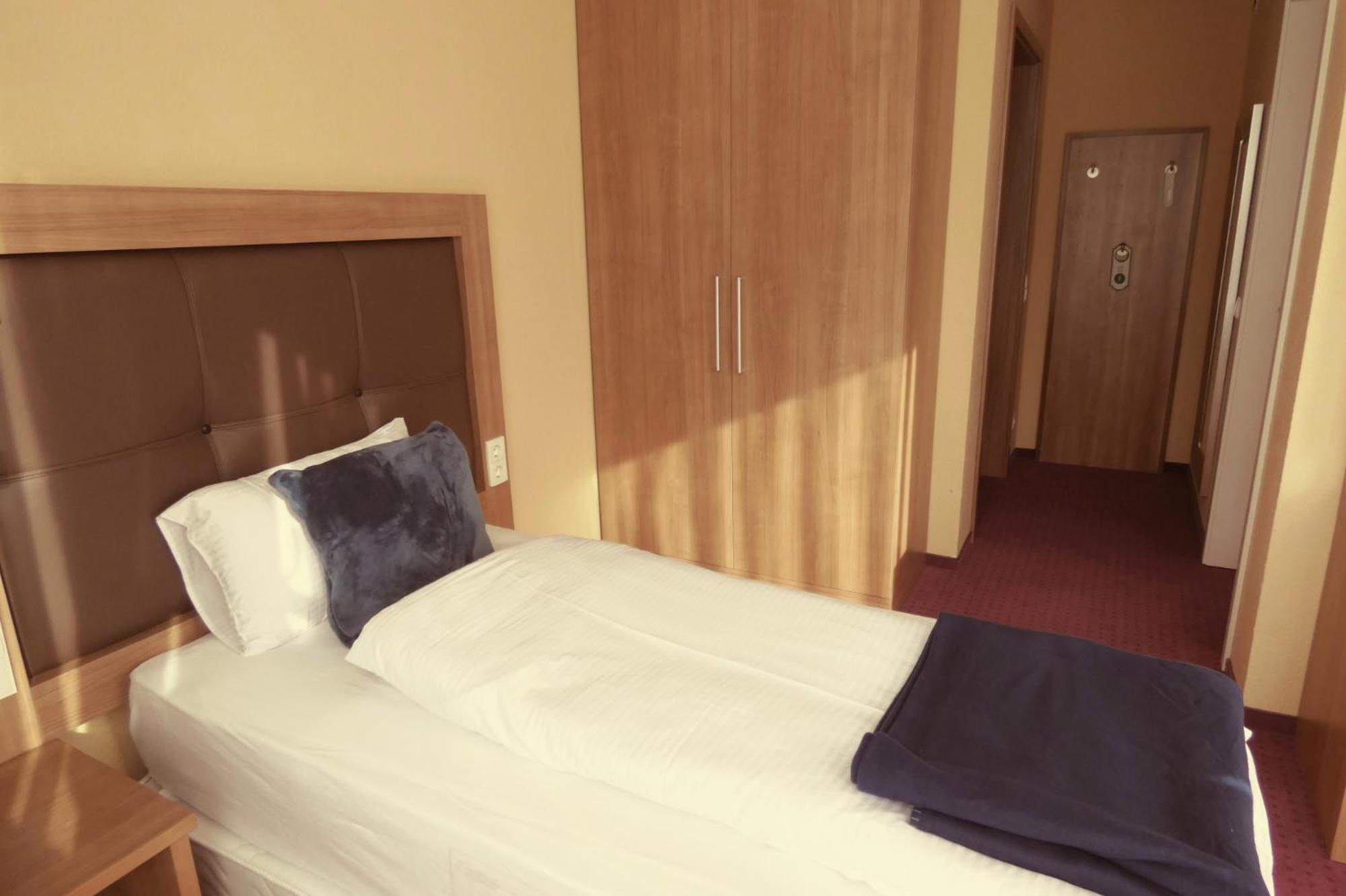 Economy Single Room