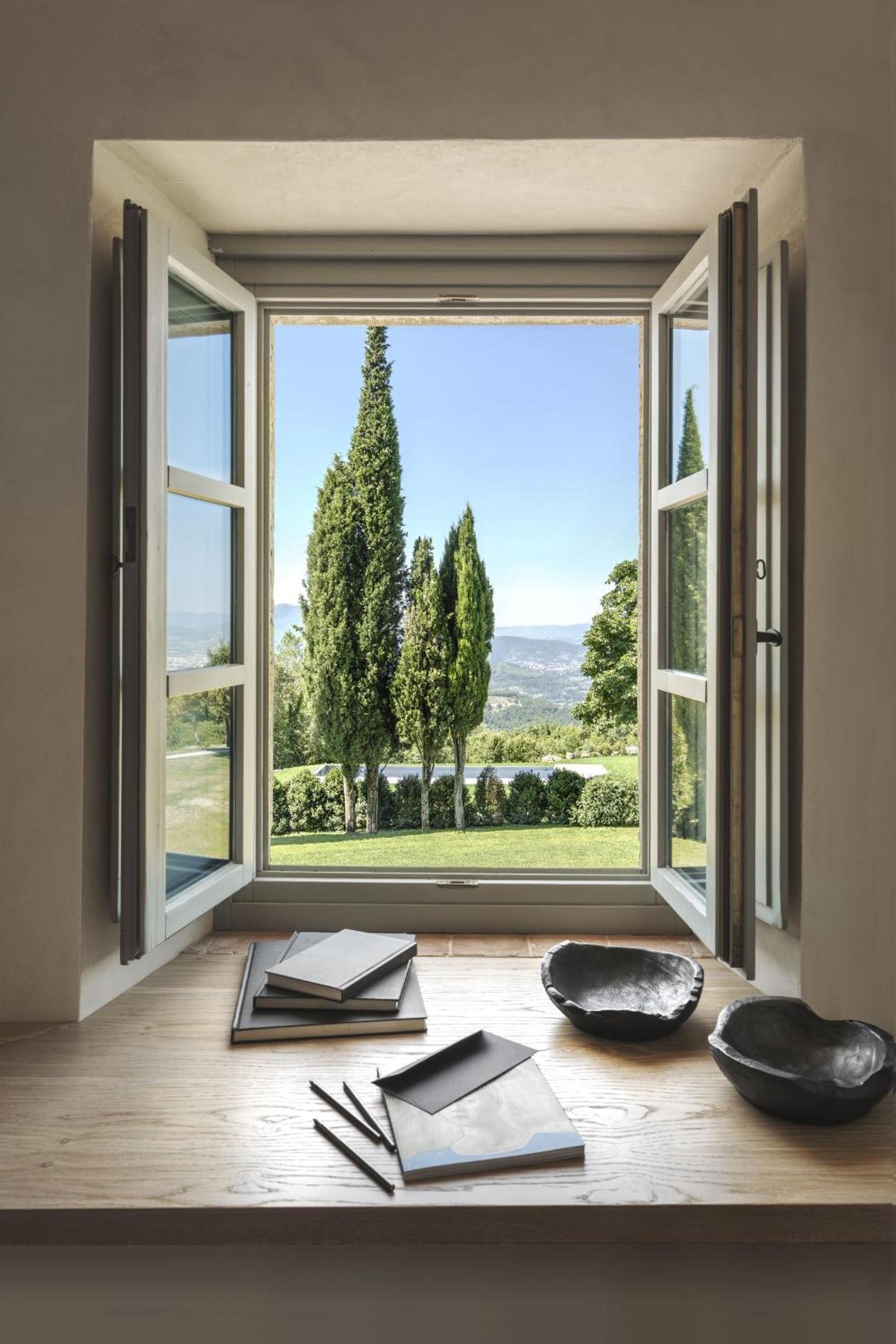 Superior Double or Twin Room with City View photo 3