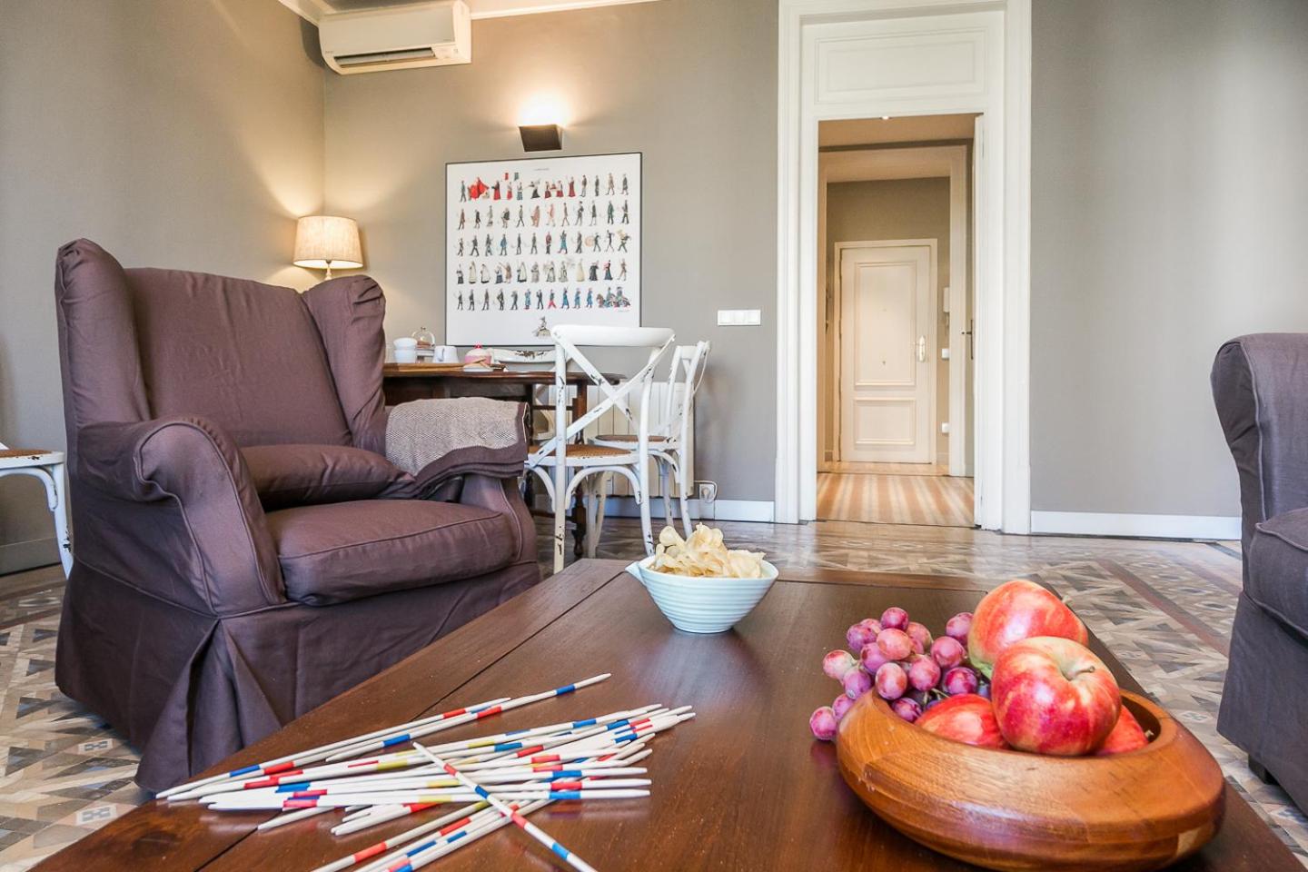 Apartamento de dos habitaciones con balcón - Passeig de Gràcia, 51