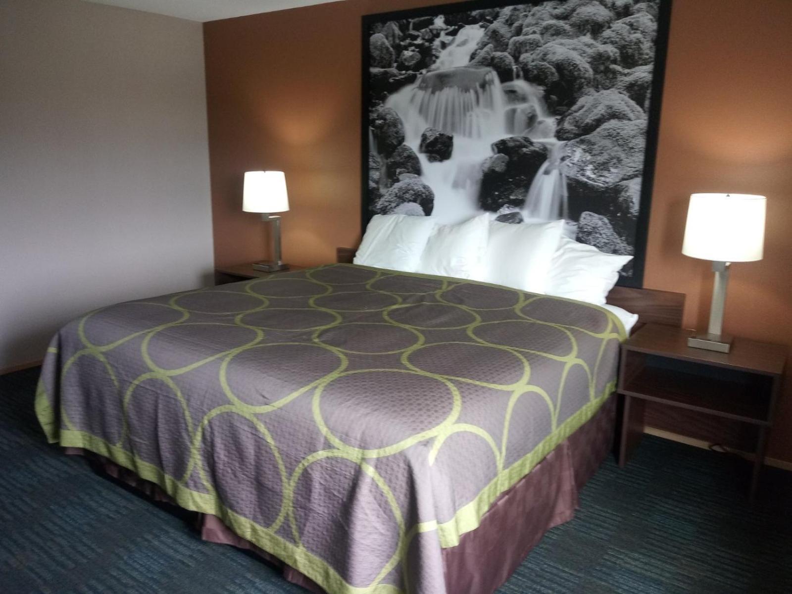 King Room - Mobility Access/Non-Smoking - Photo 10