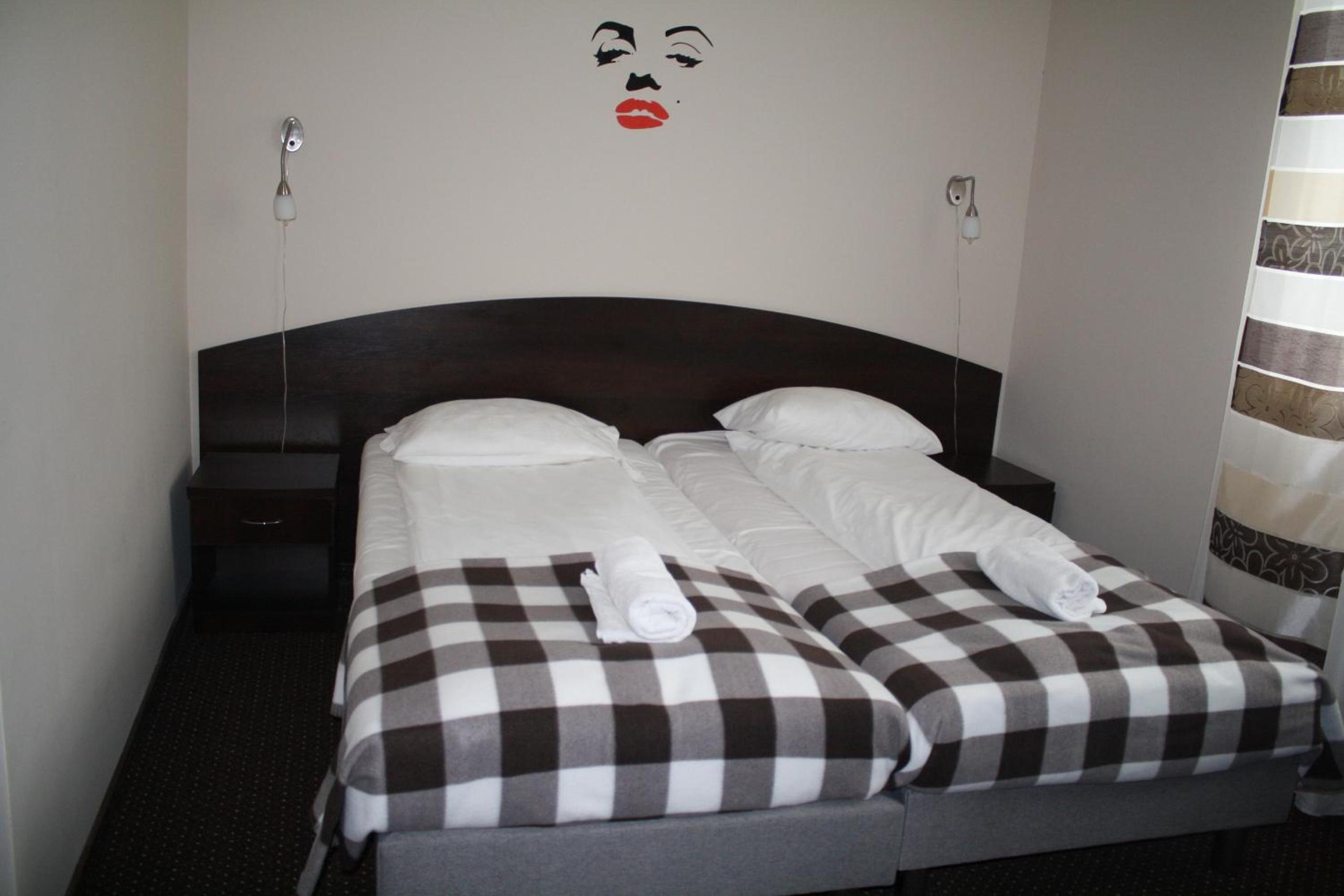 Double or Twin Room photo 1