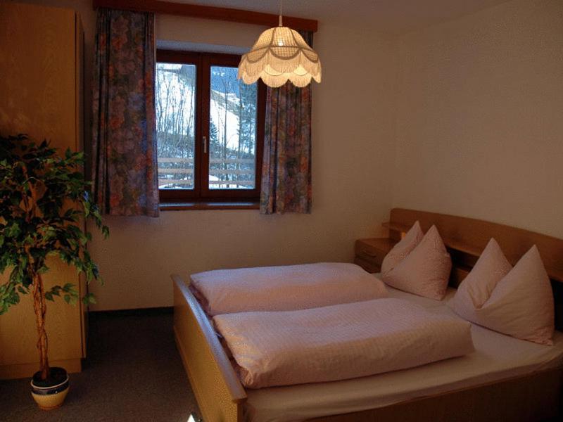 Garden Apartment (1)