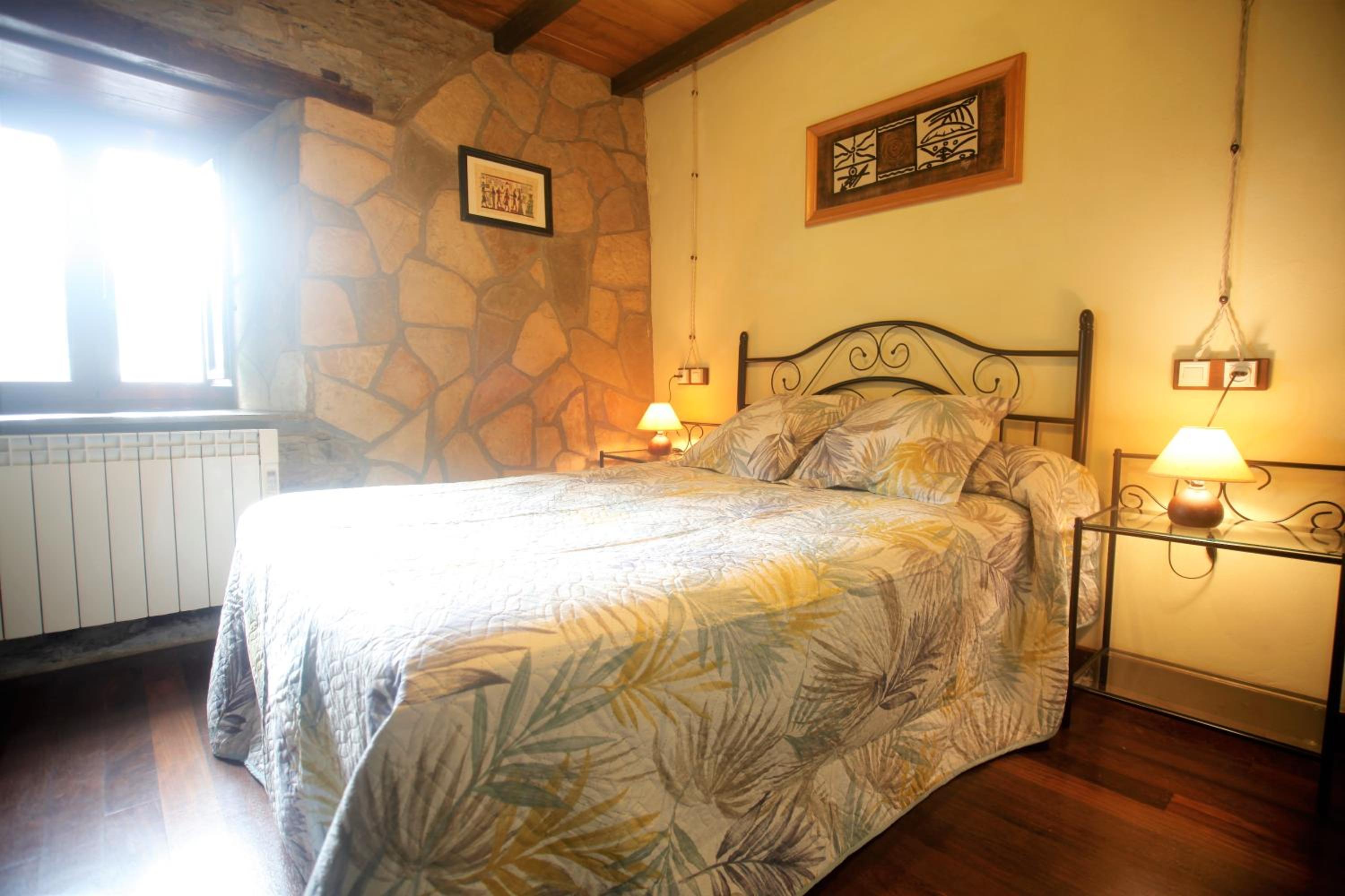 Three-Bedroom House photo 2