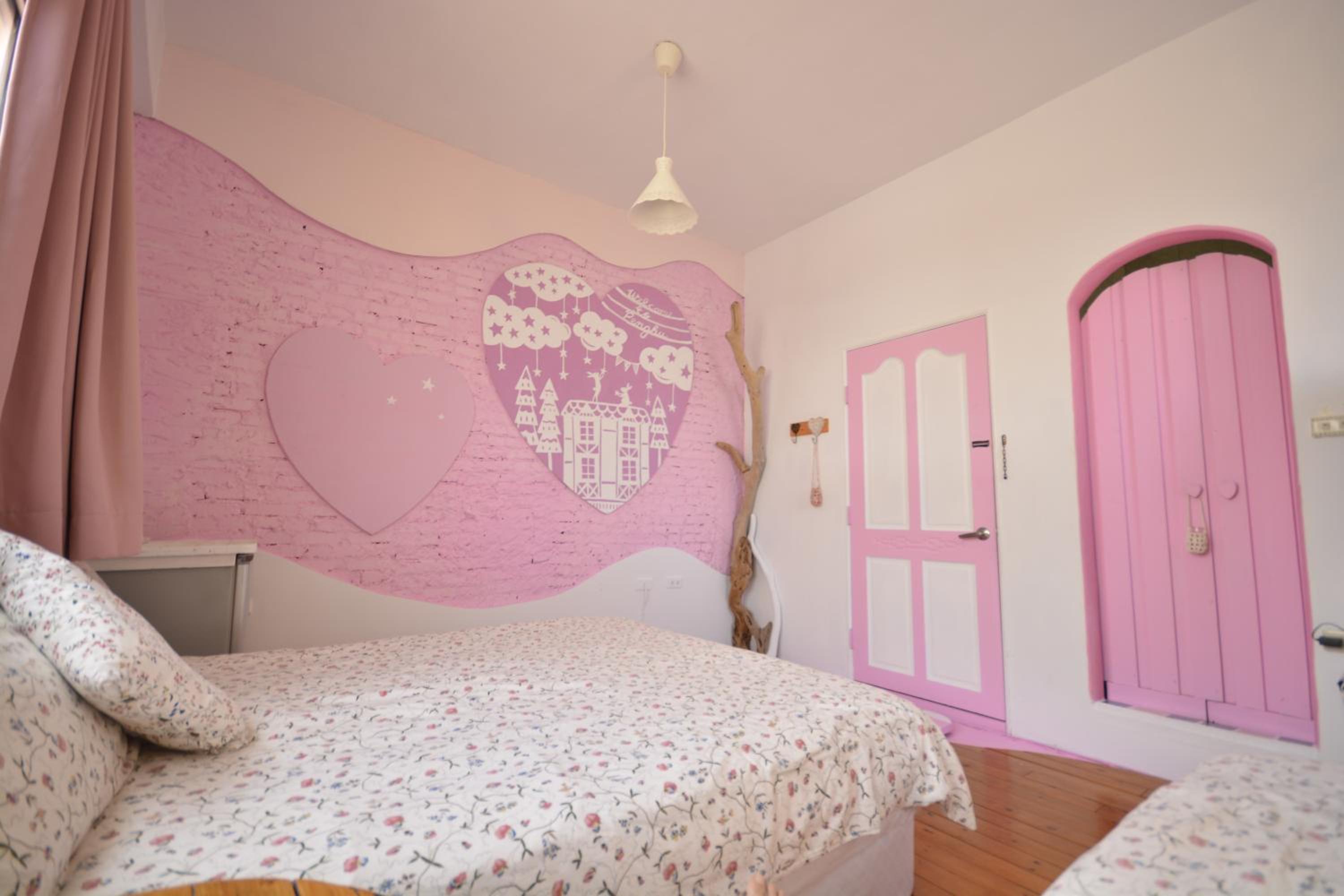 Quadruple Room with Bath photo 2