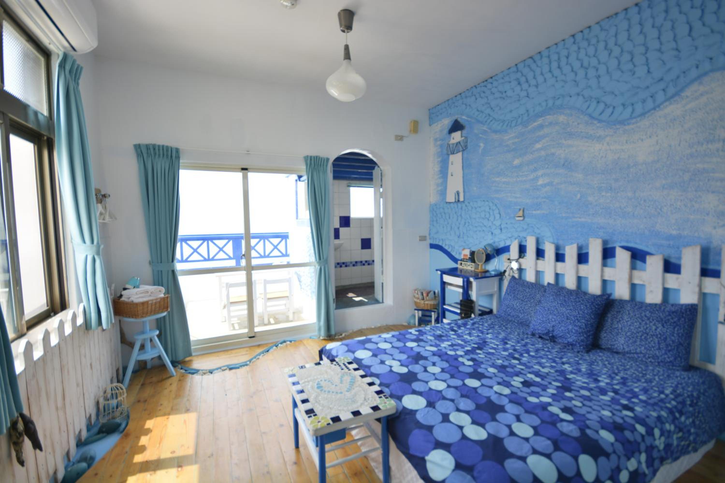 Deluxe Double Room with Balcony and Sea View photo 3