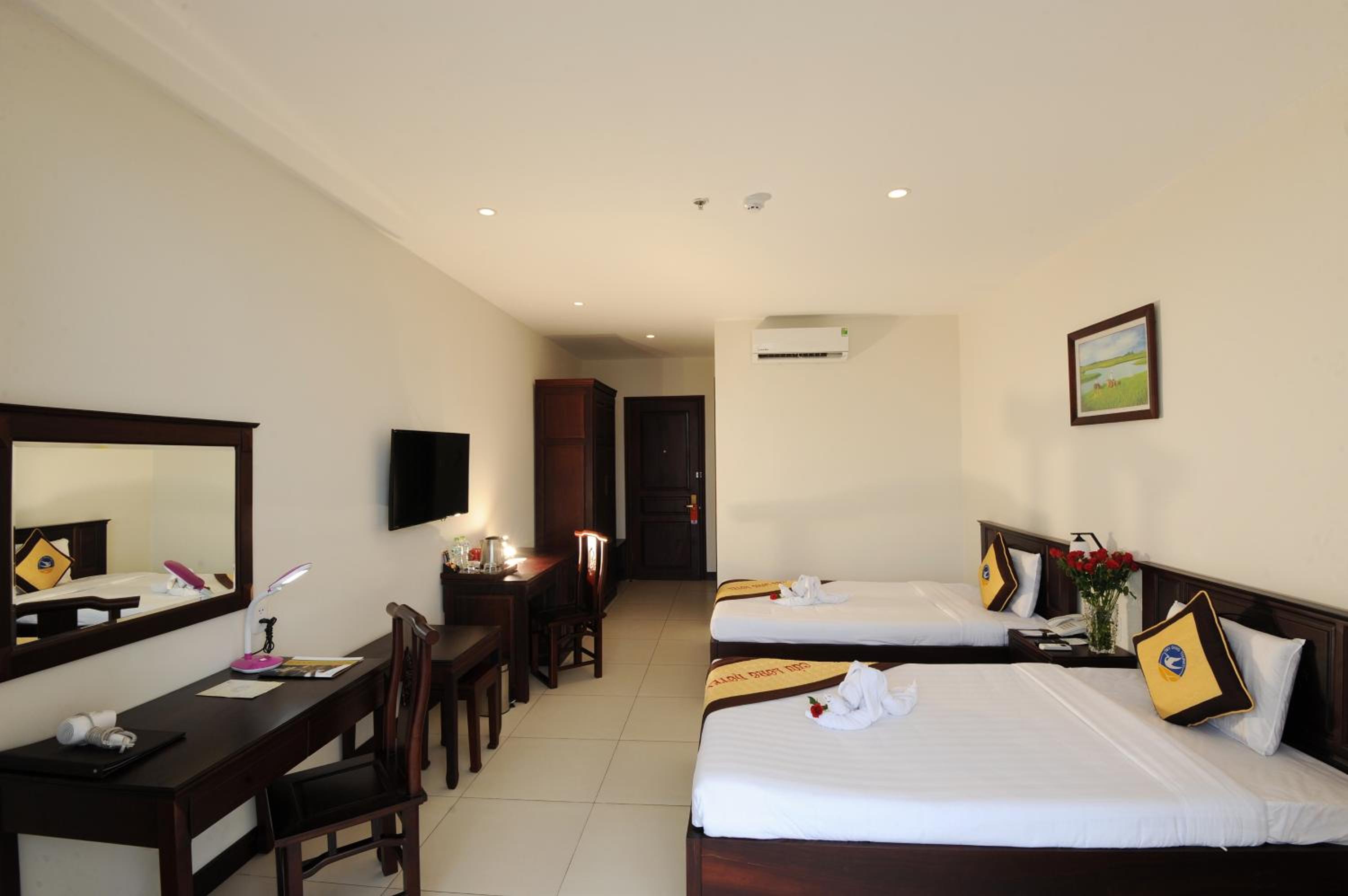 Twin Room with Balcony photo 3