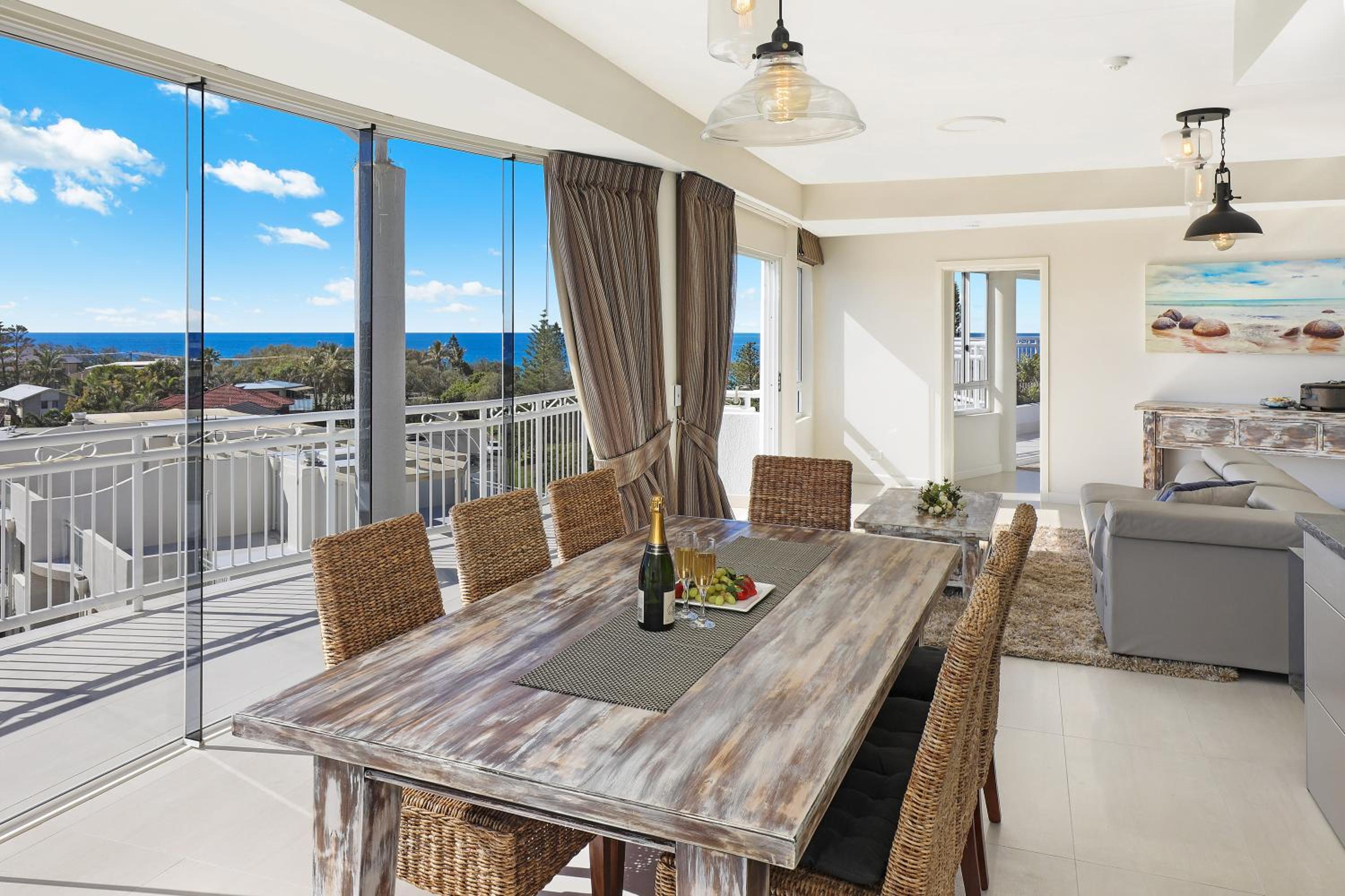 Penthouse Apartment photo 2