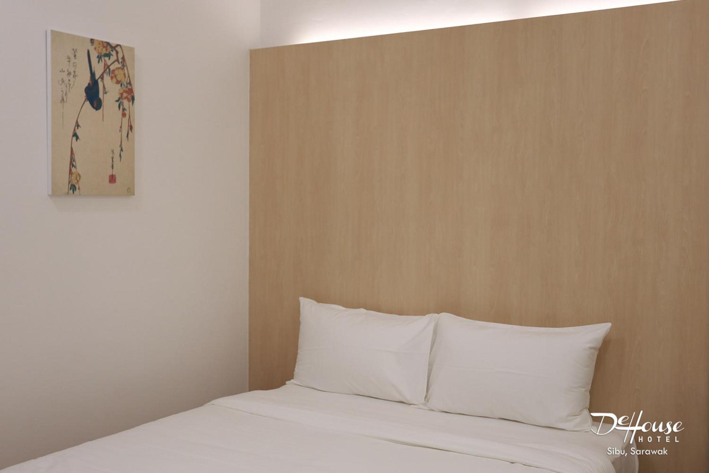Japanese Suite photo 3