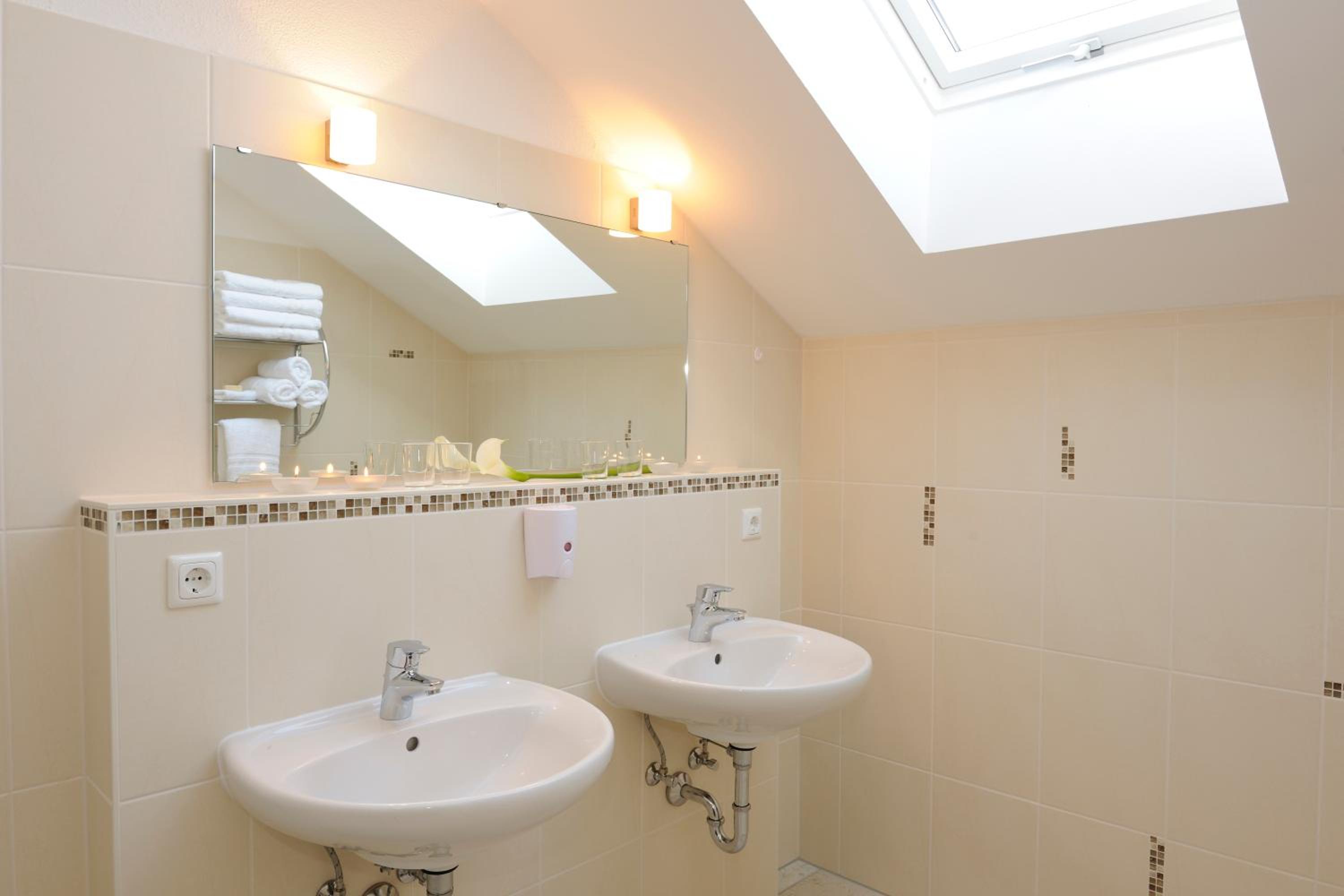 Apartment (4-10 Adults) photo 3