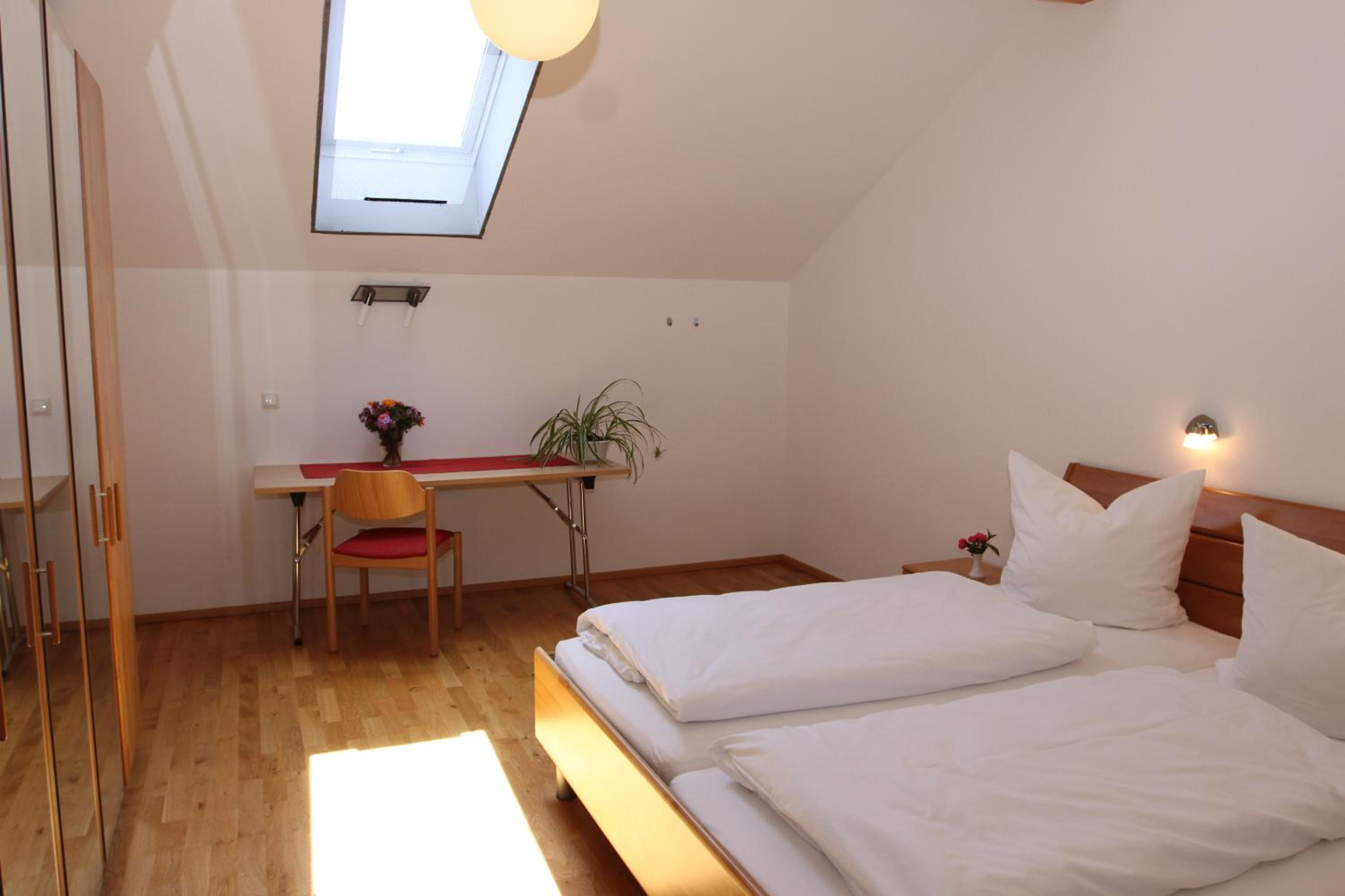 Apartment with Balcony photo 2