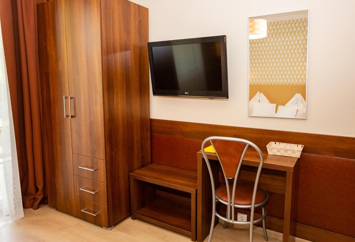 Deluxe Family Room photo 2