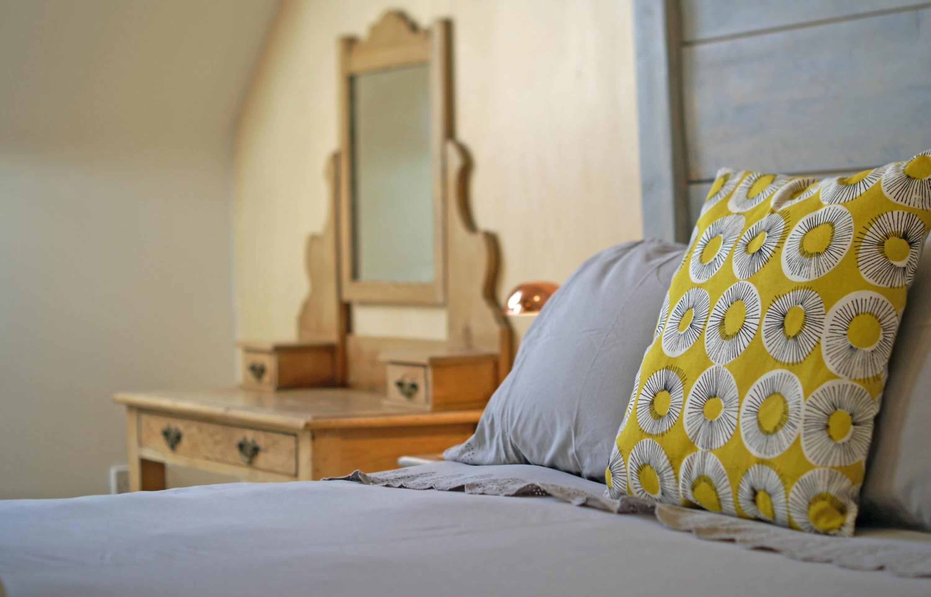 Deluxe Family Room - Photo 11