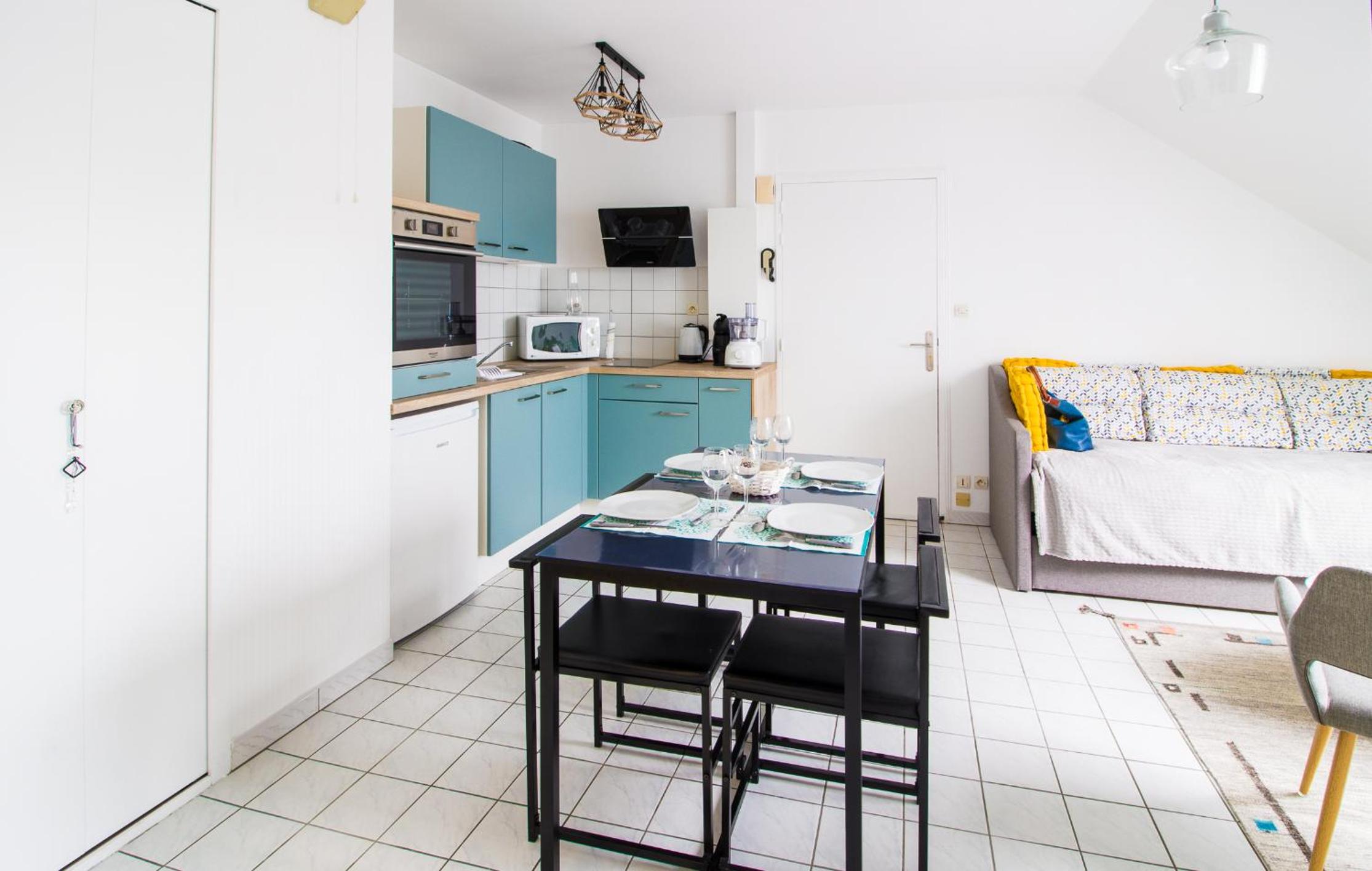 One-Bedroom Apartment - Photo 13