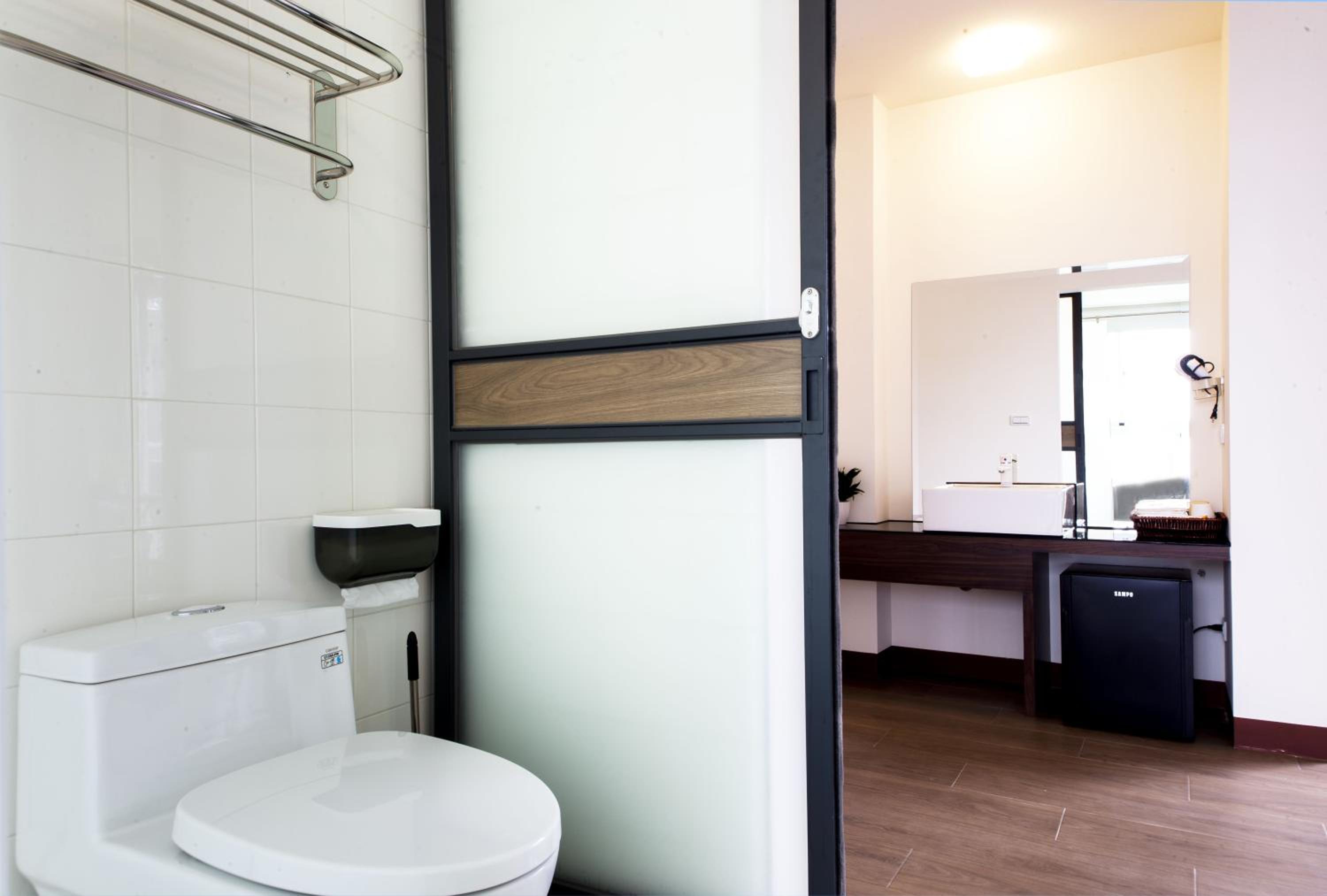 Quadruple Room with Bath photo 2