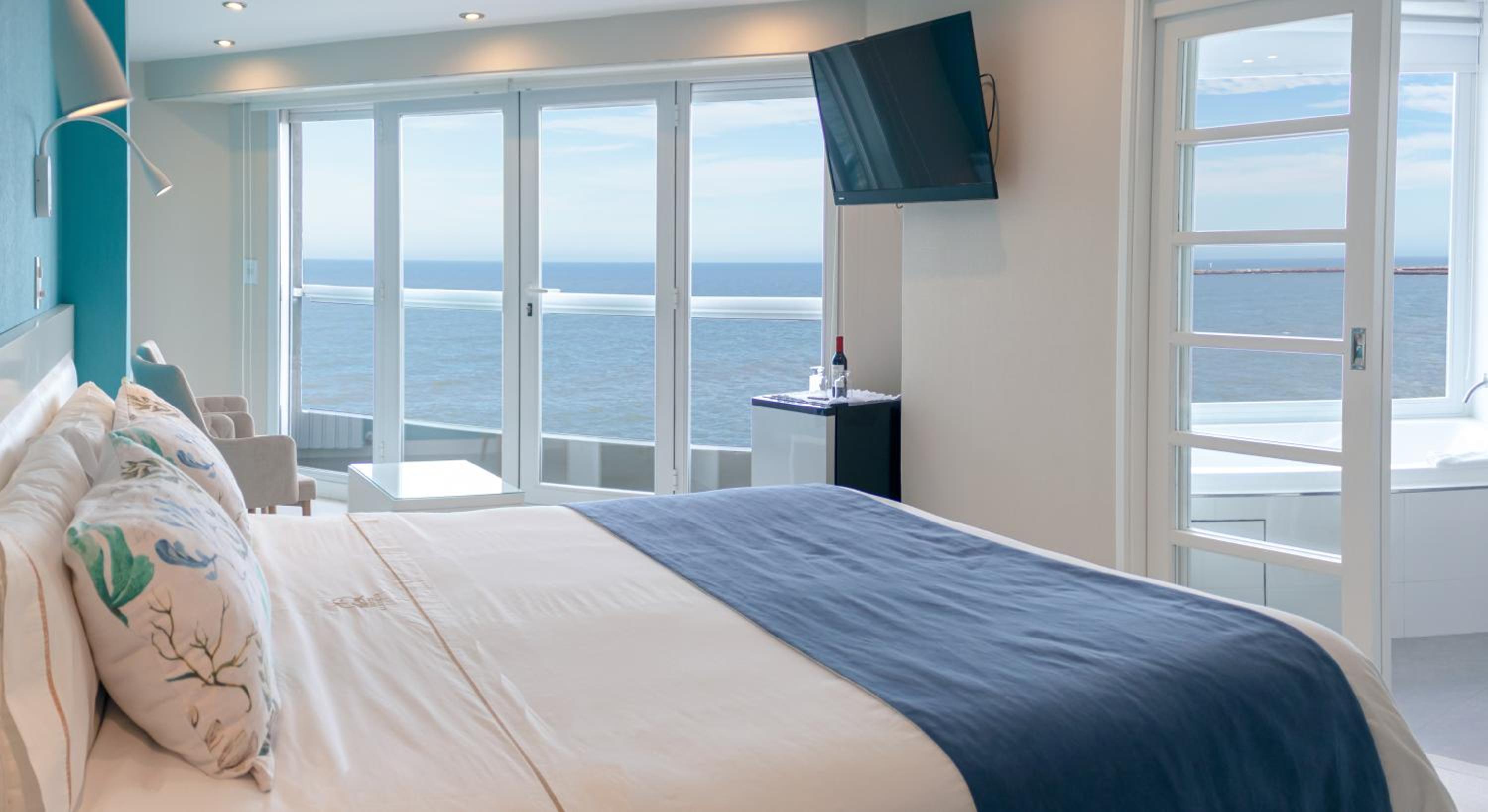 Suite with Sea View photo 2