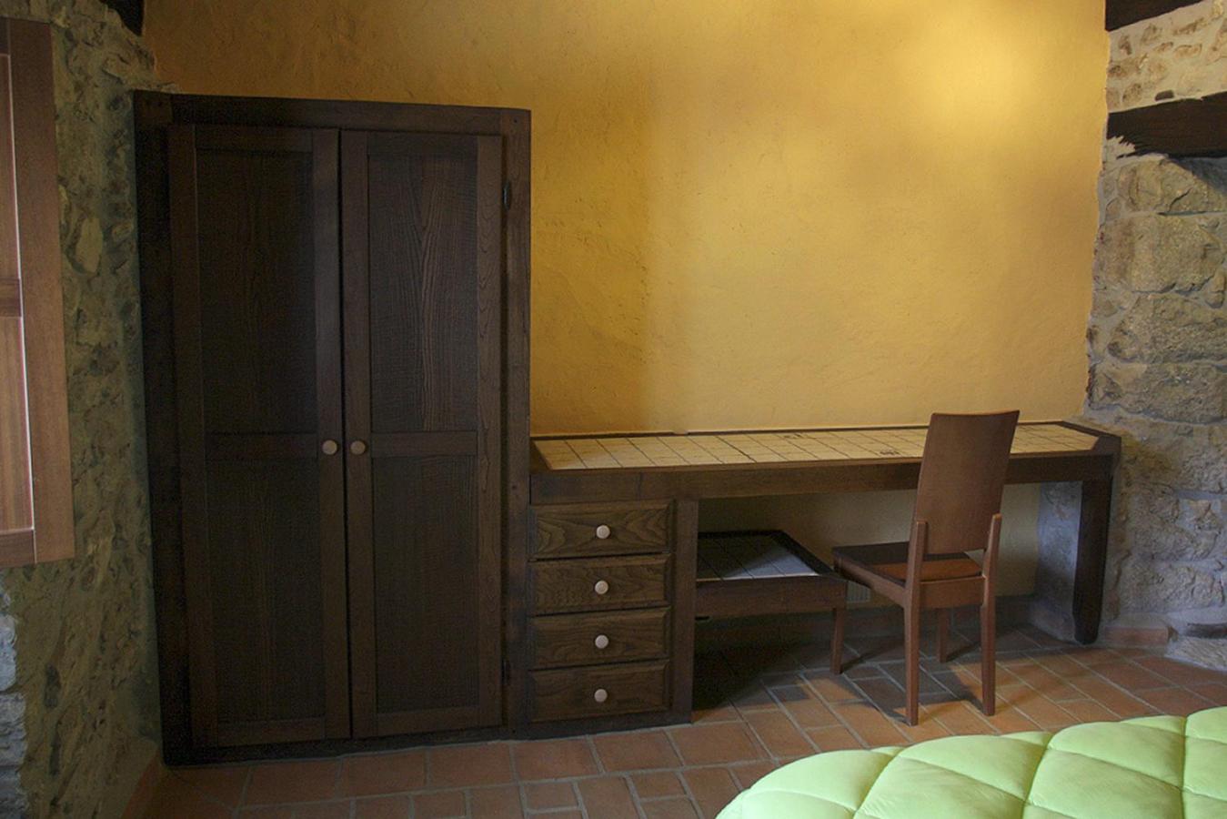 Double or Twin Room - Photo 7