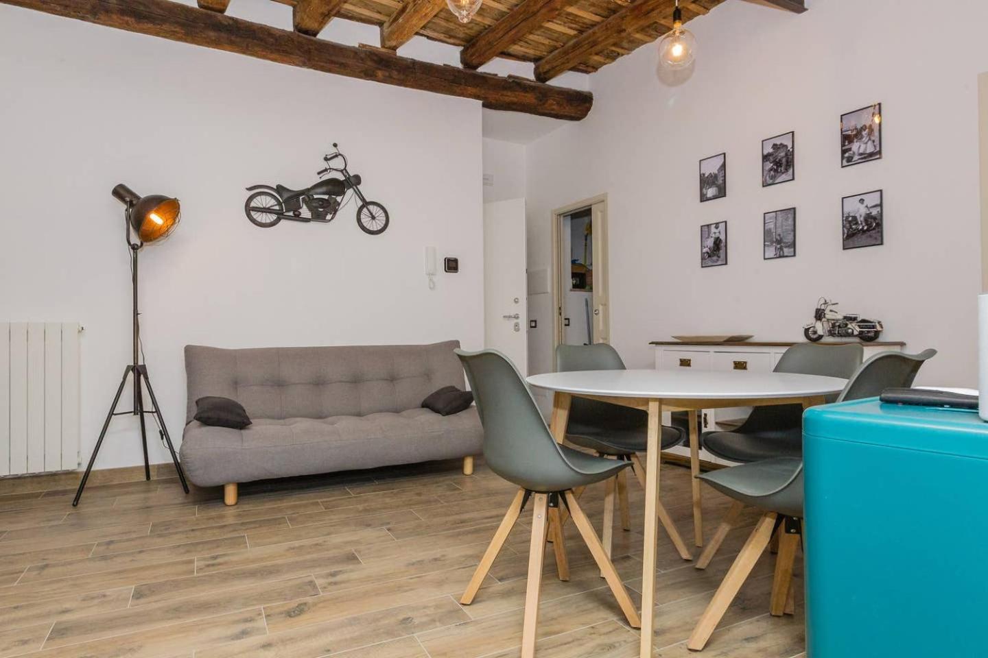 One-Bedroom Apartment - Photo 48