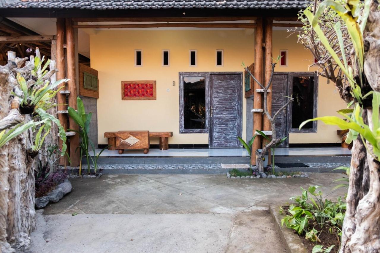 Standard Twin Room with Garden View photo 3