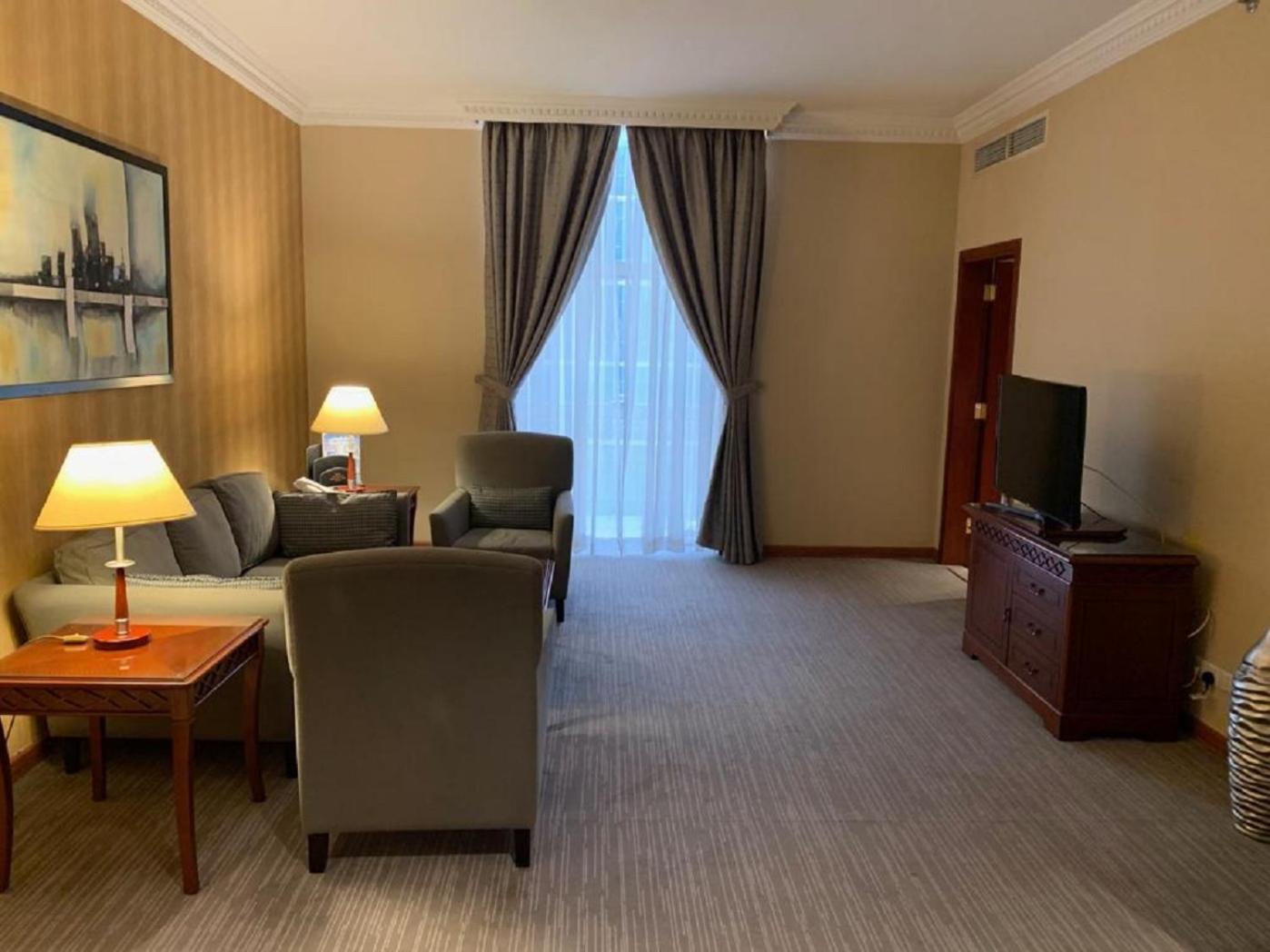 King Jacuzzi Suite - Photo 1