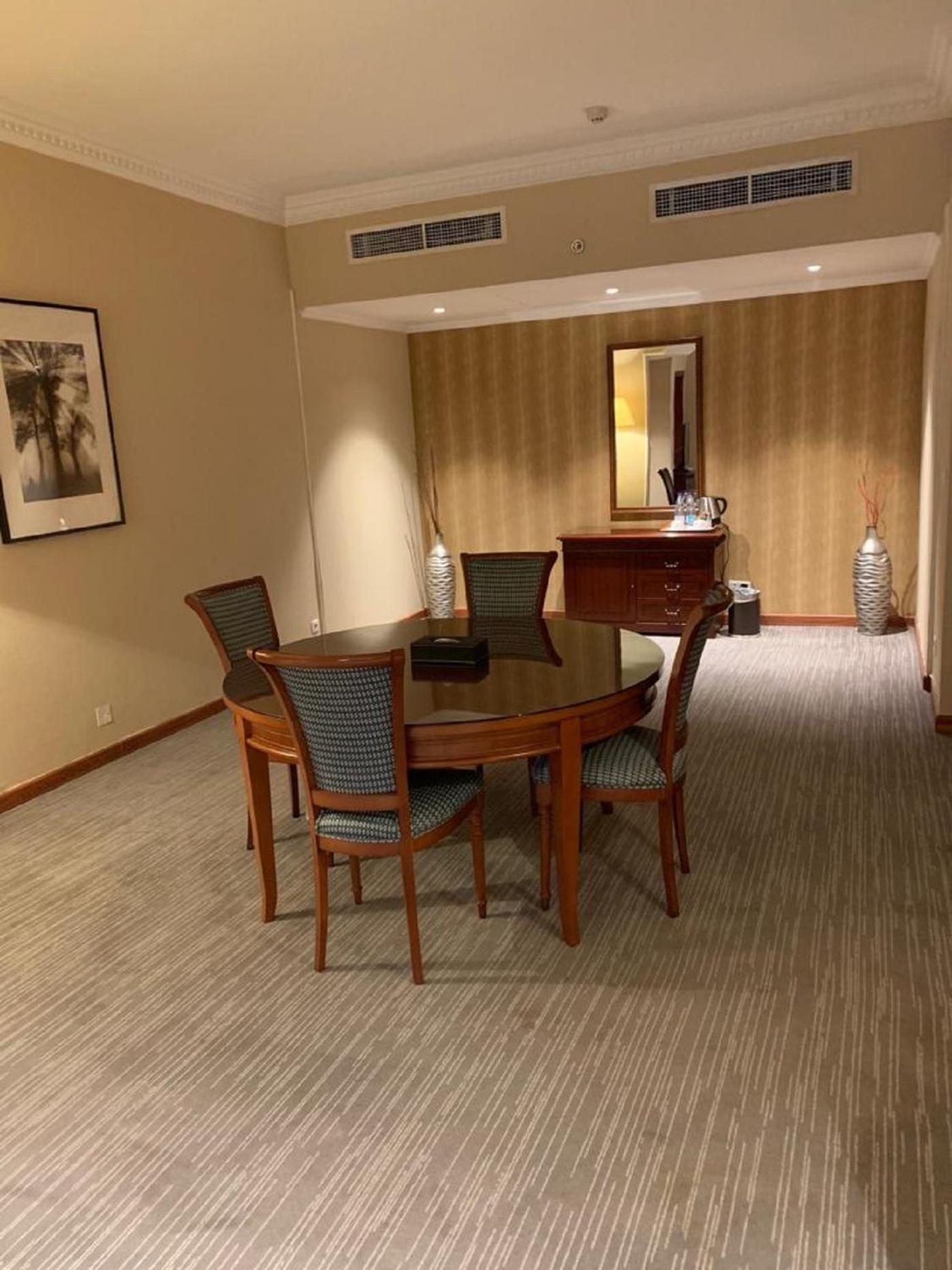 Royal Suite - Photo 4