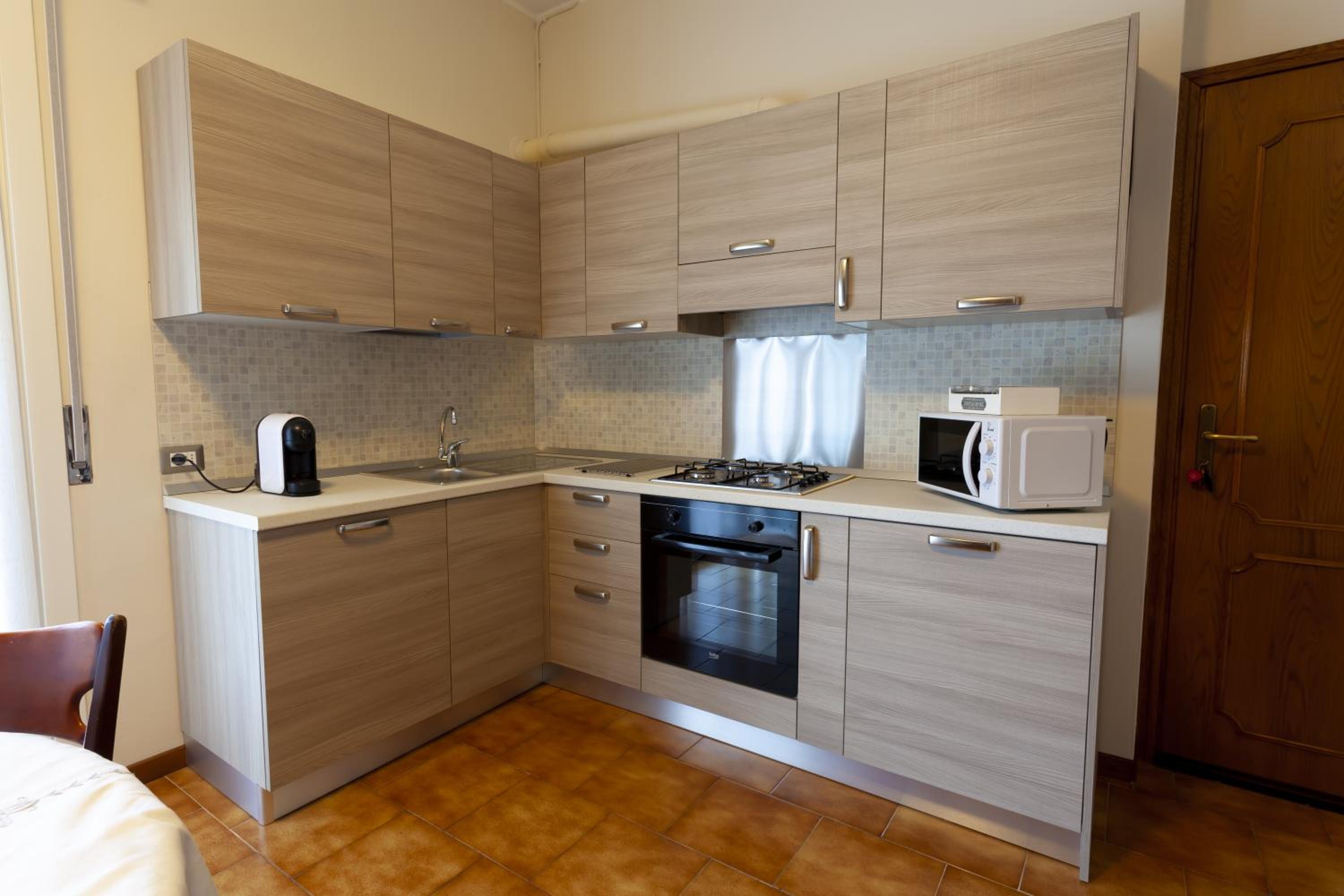 Apartment - Photo 12