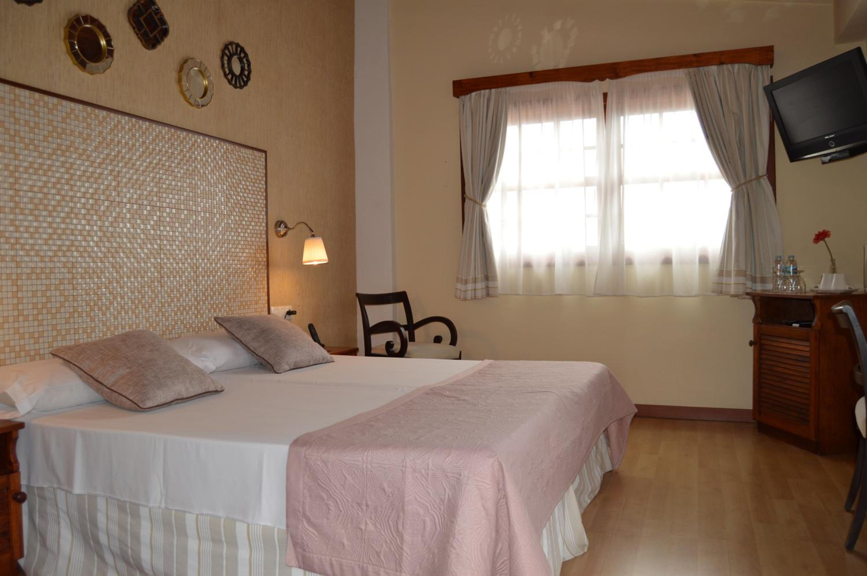 Double Room with Sea View photo 2