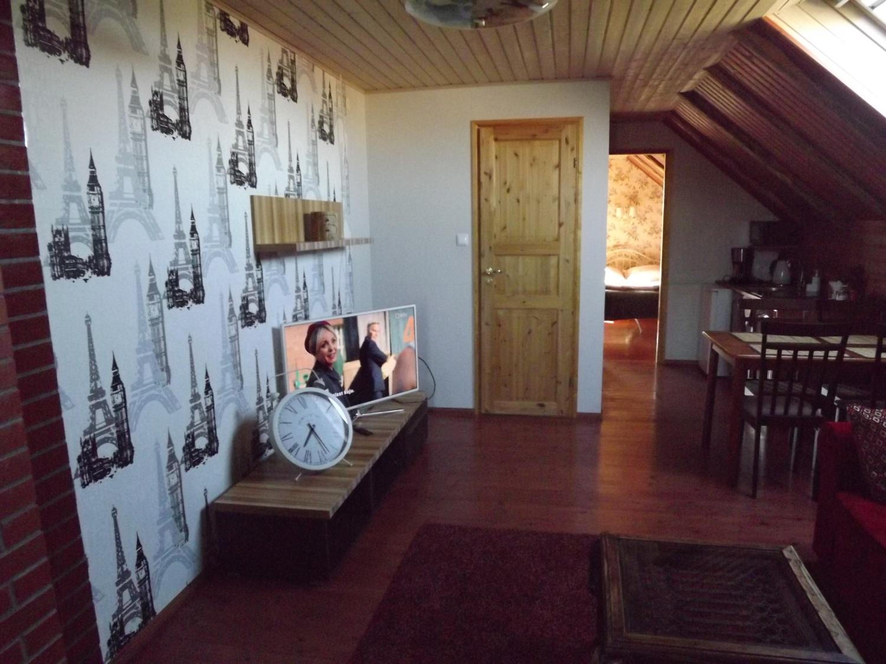 Apartment with Balcony photo 1