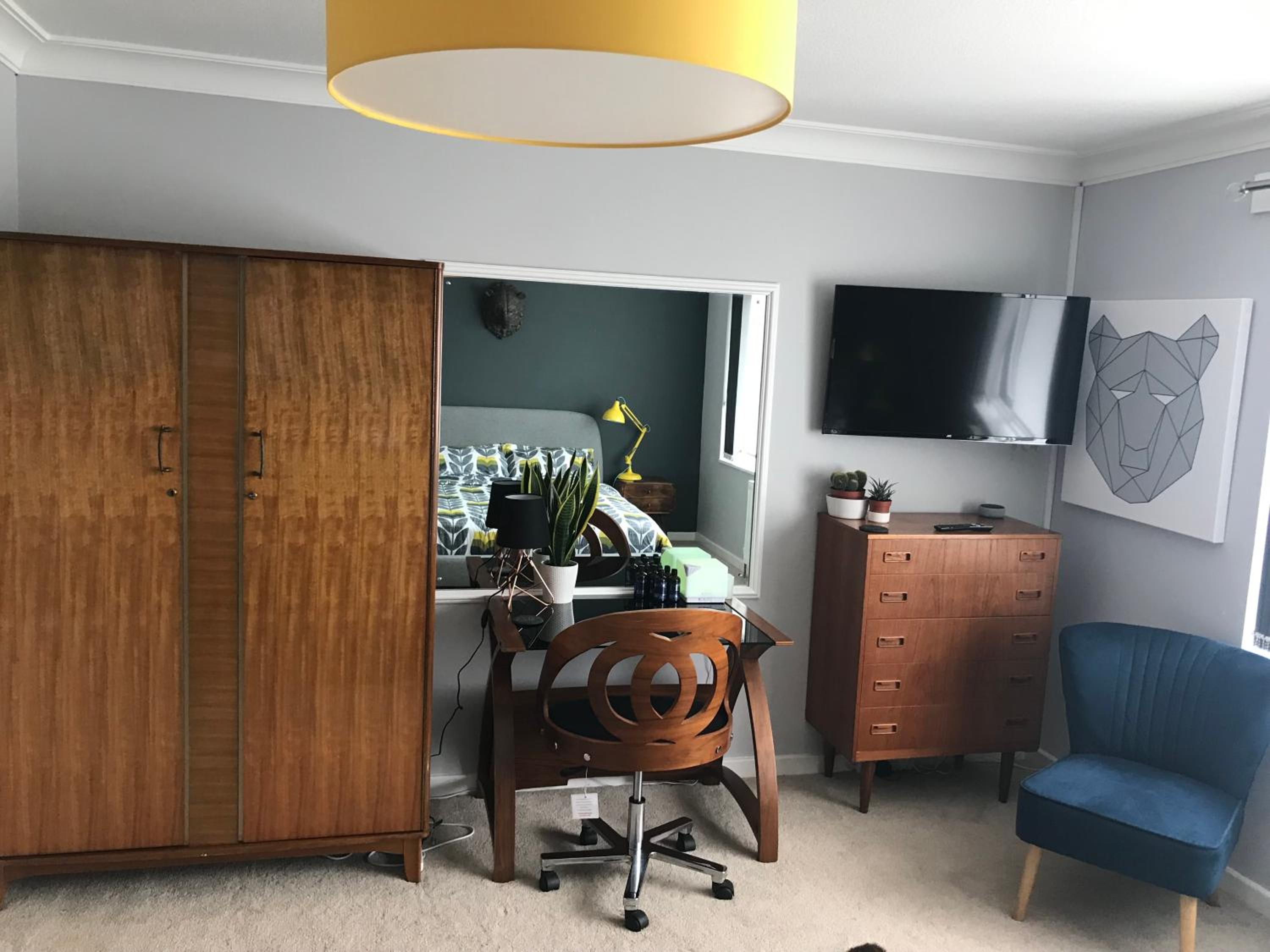 Bear - Deluxe Double Room with Extra Bed and Ensuite