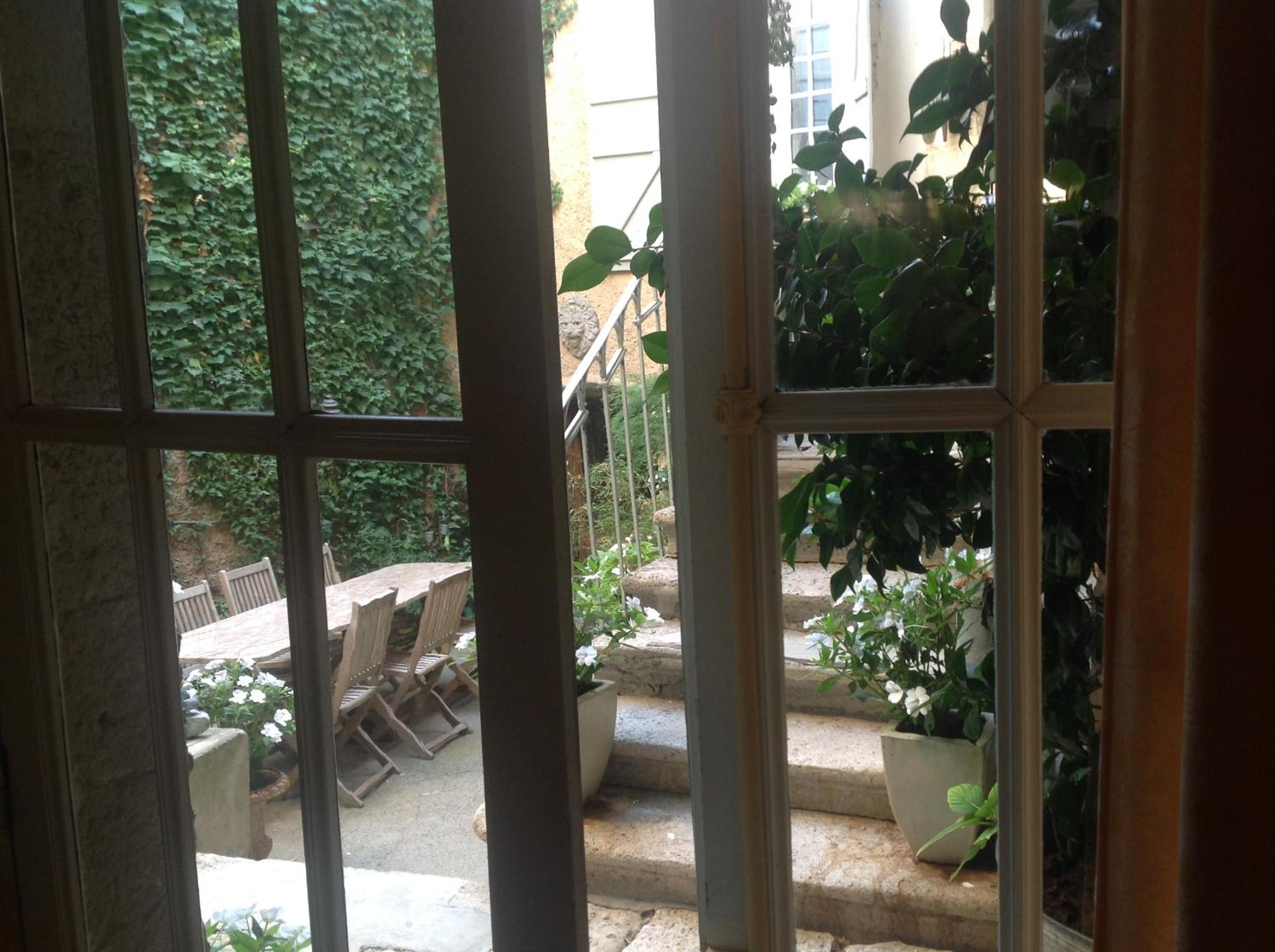 Double Room - Photo 4