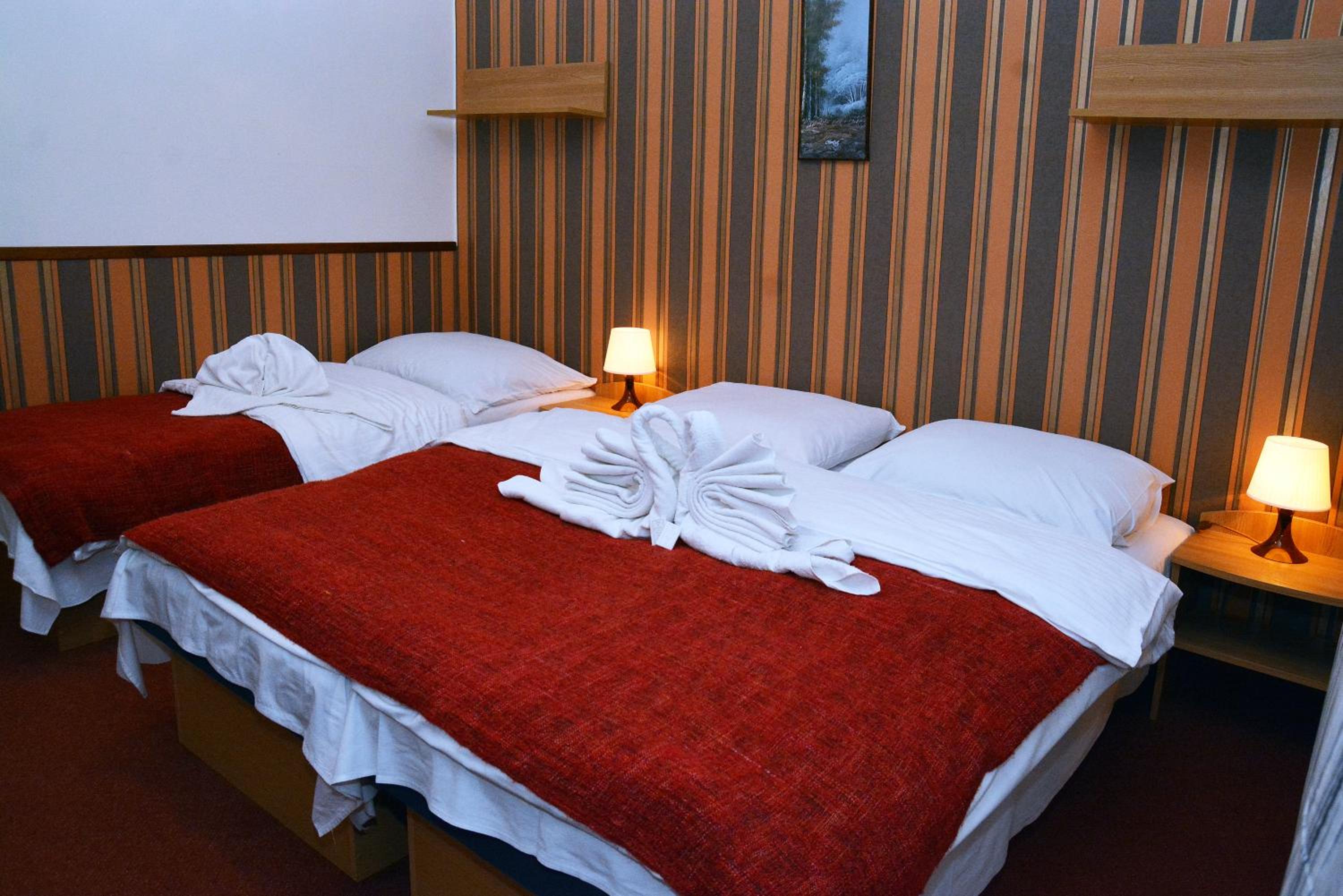 Triple Room - Photo 1