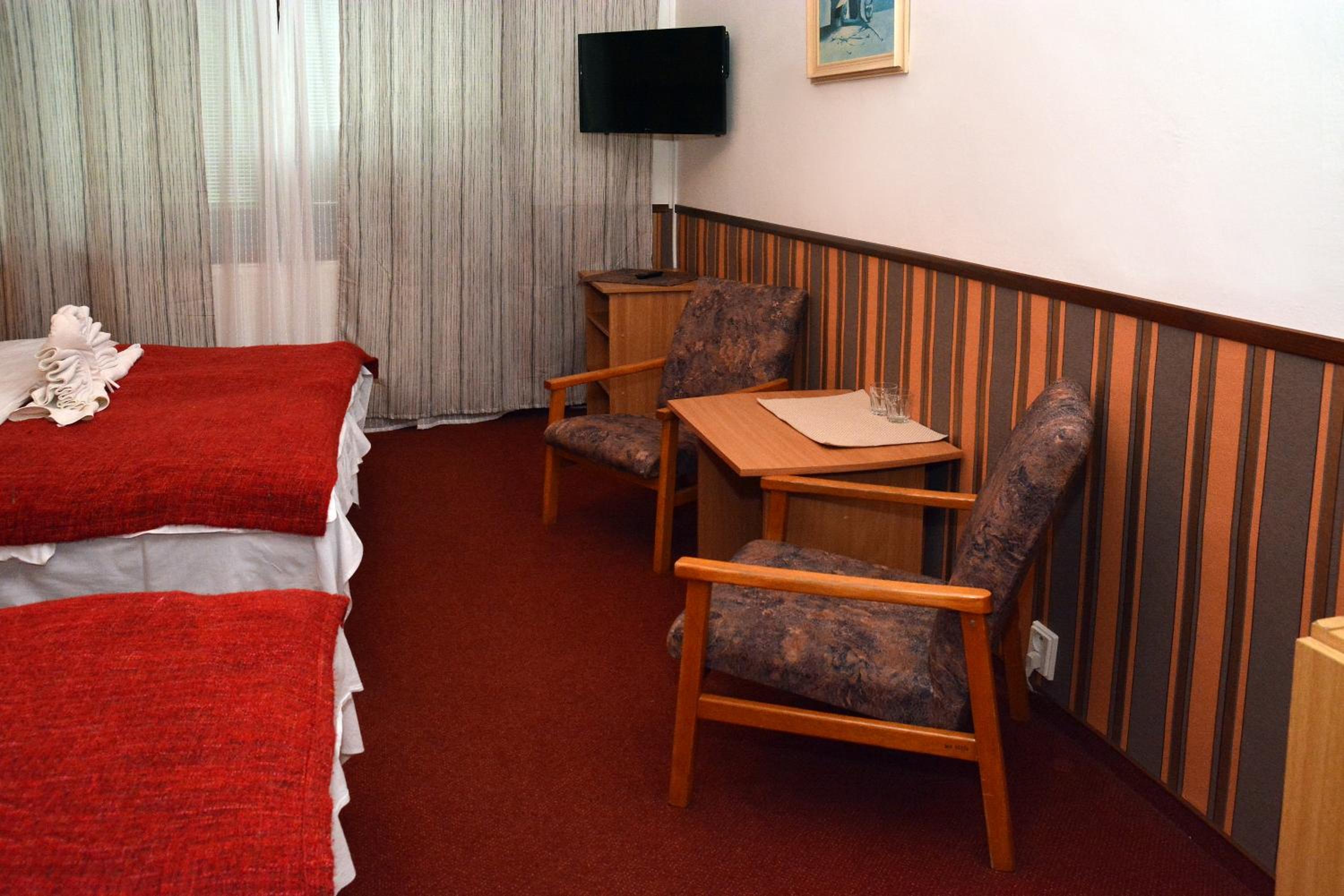 Triple Room - Photo 2