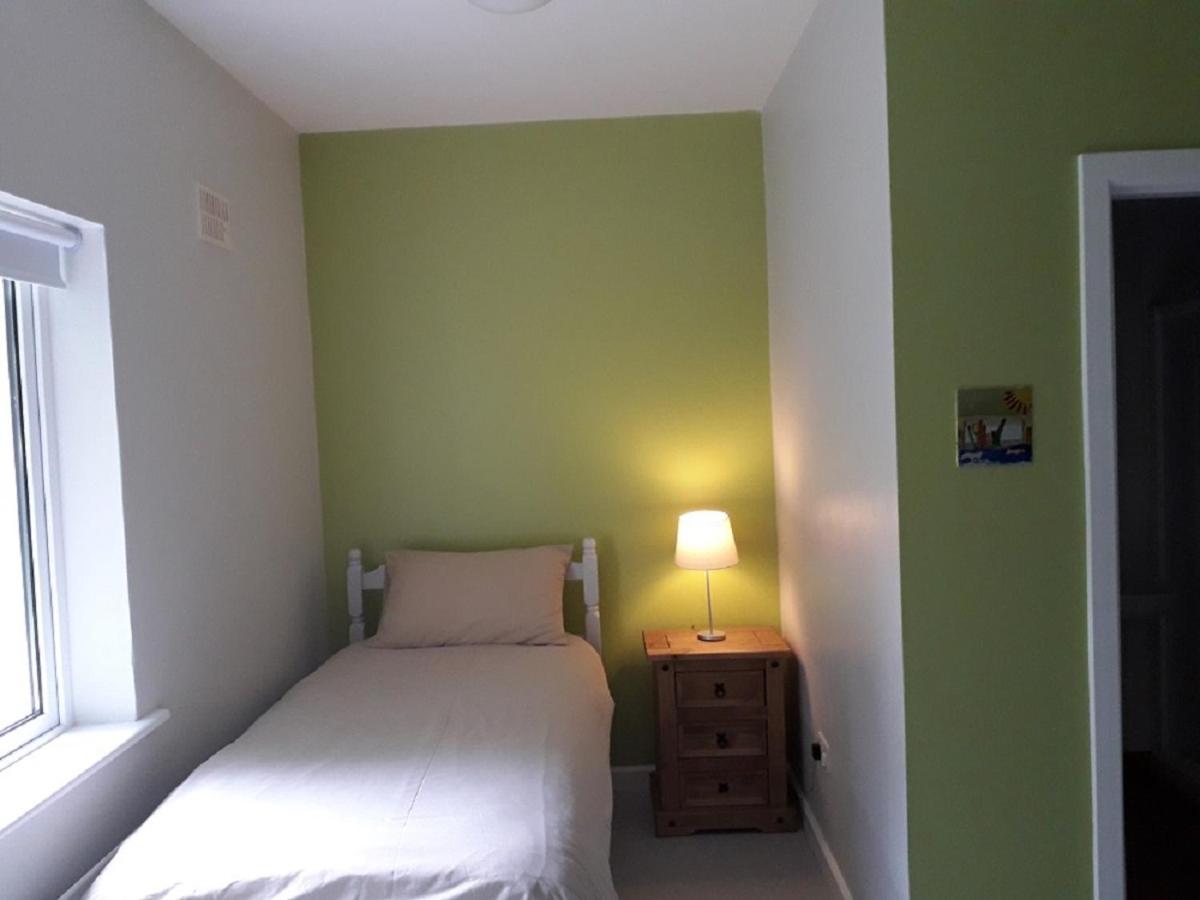 Quadruple Room with Private Bathroom - Photo 1