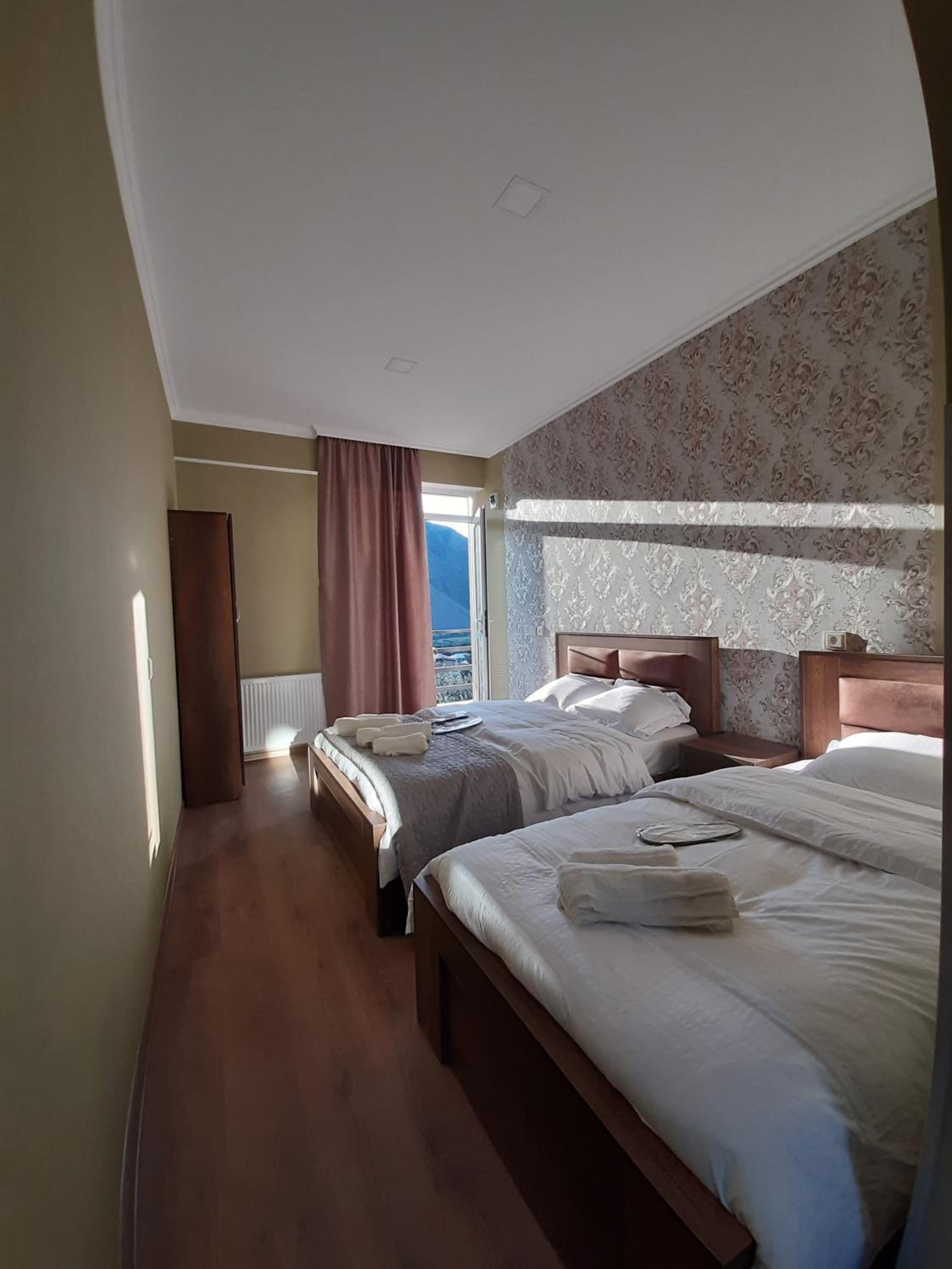 Triple Room with Mountain View photo 3