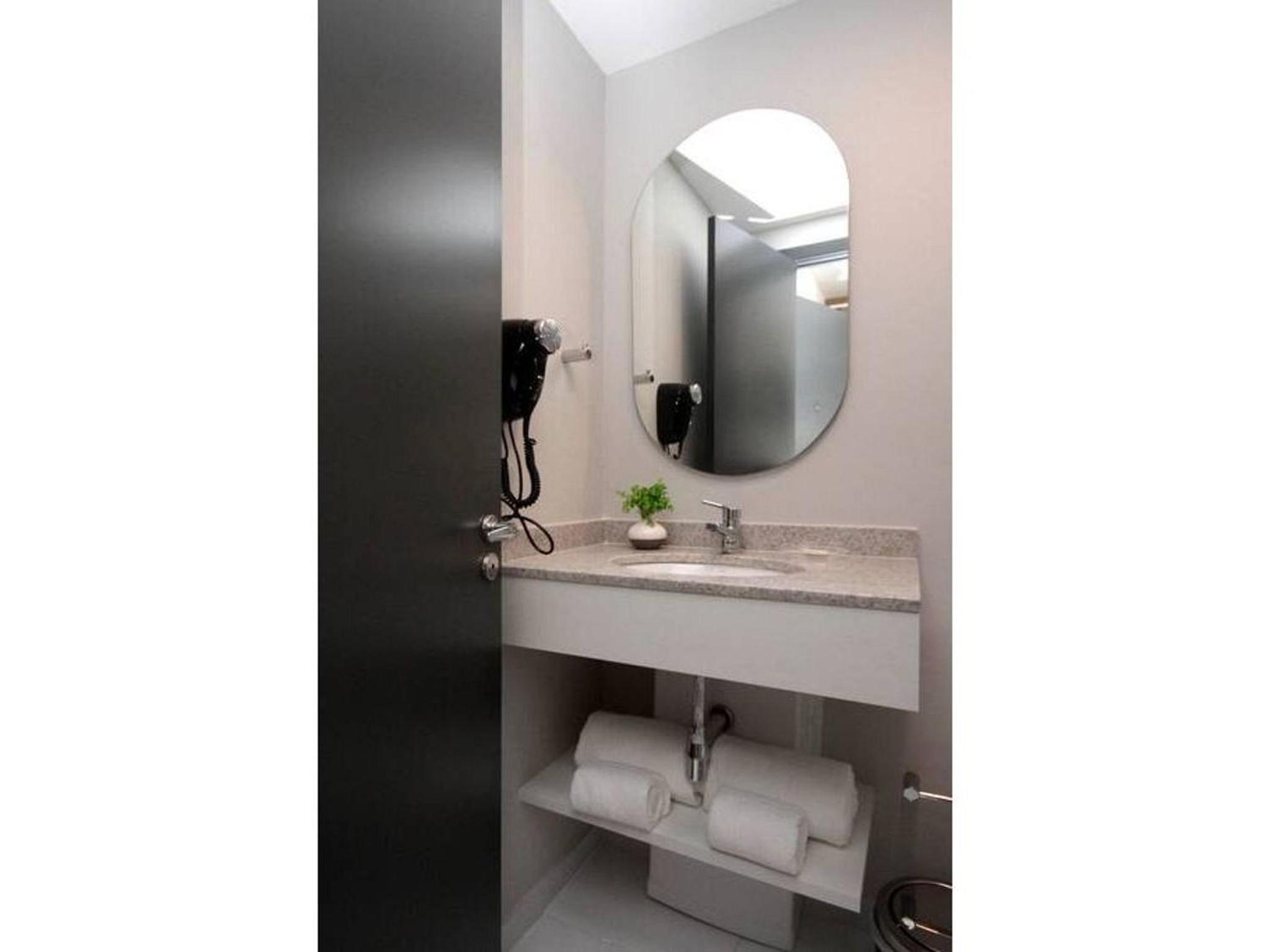 Standard Apartment - Photo 2