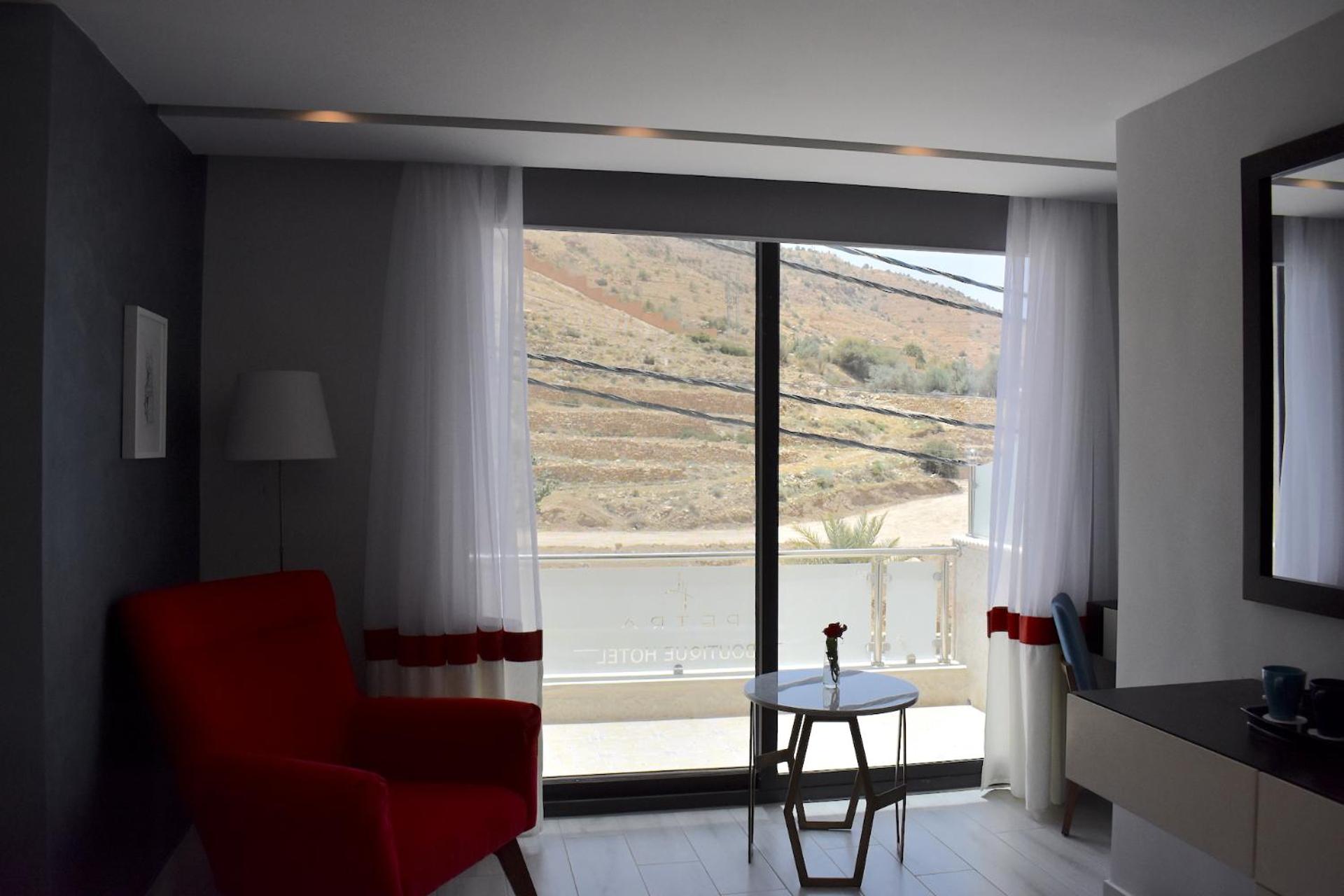 Deluxe Double or Twin Room with Balcony - Photo 19