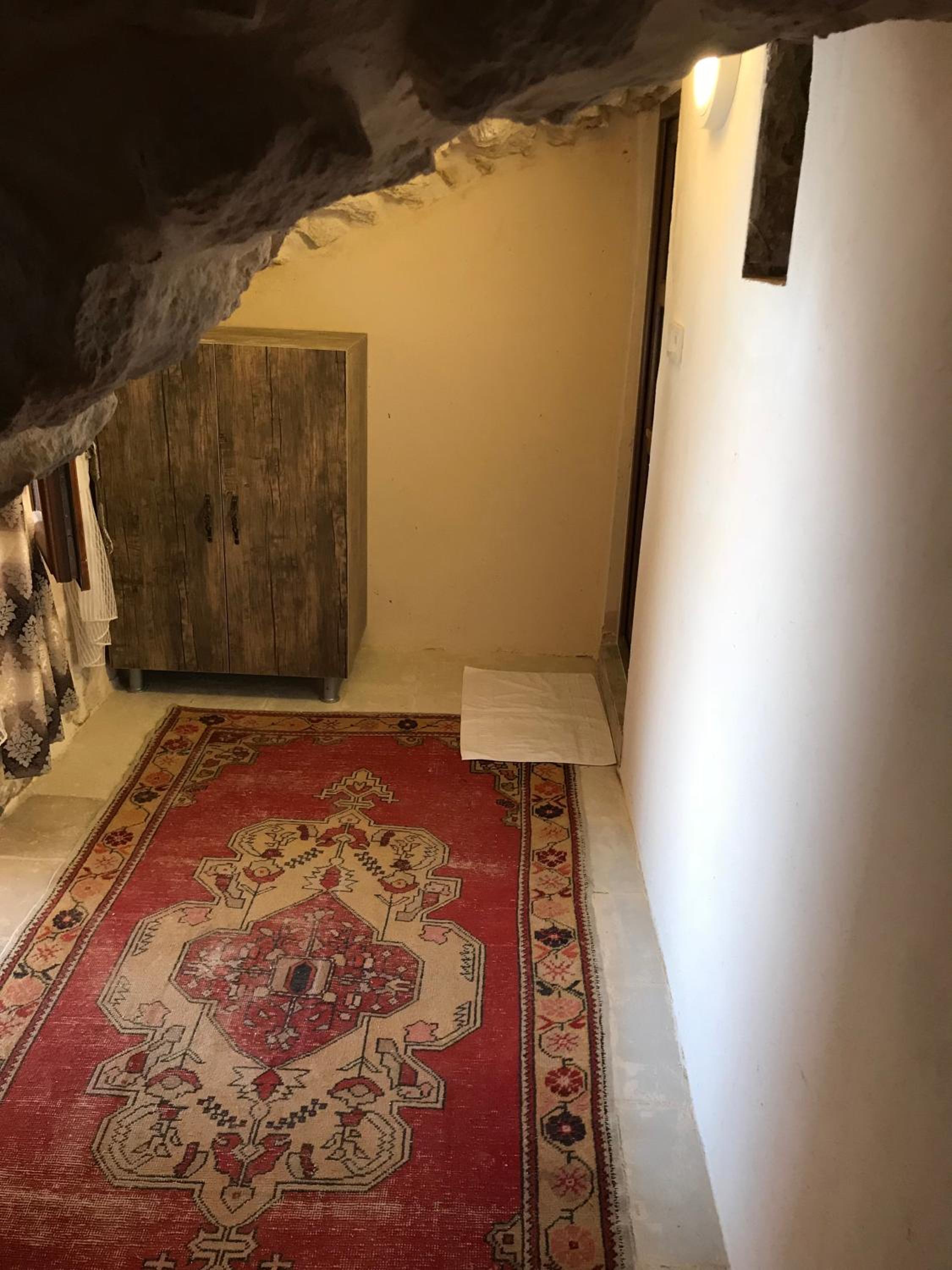 Large Double Room photo 1