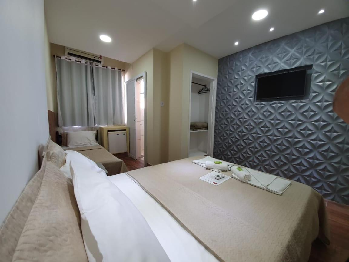 Standard Triple Suite