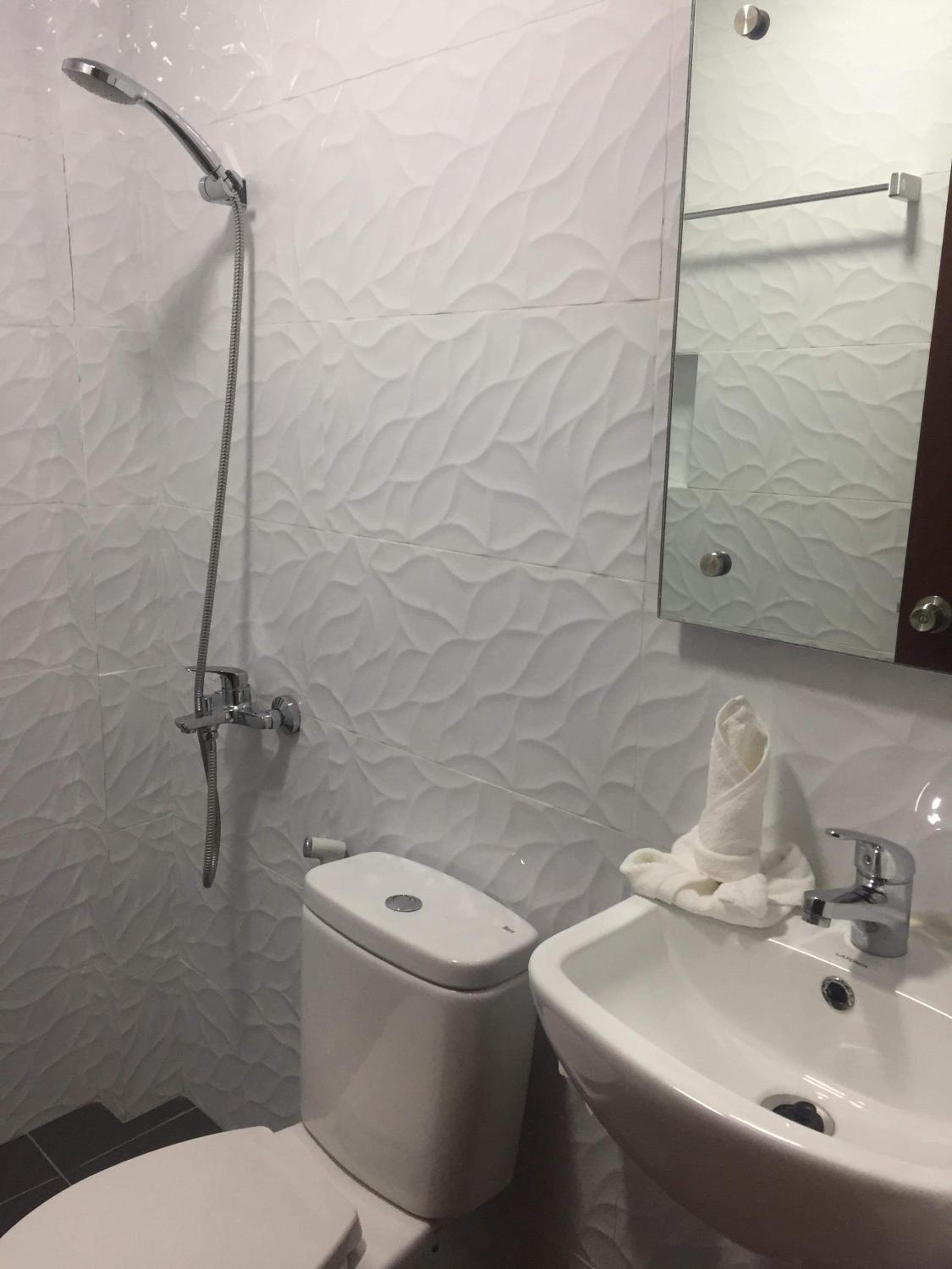 Deluxe Twin Room - Photo 7