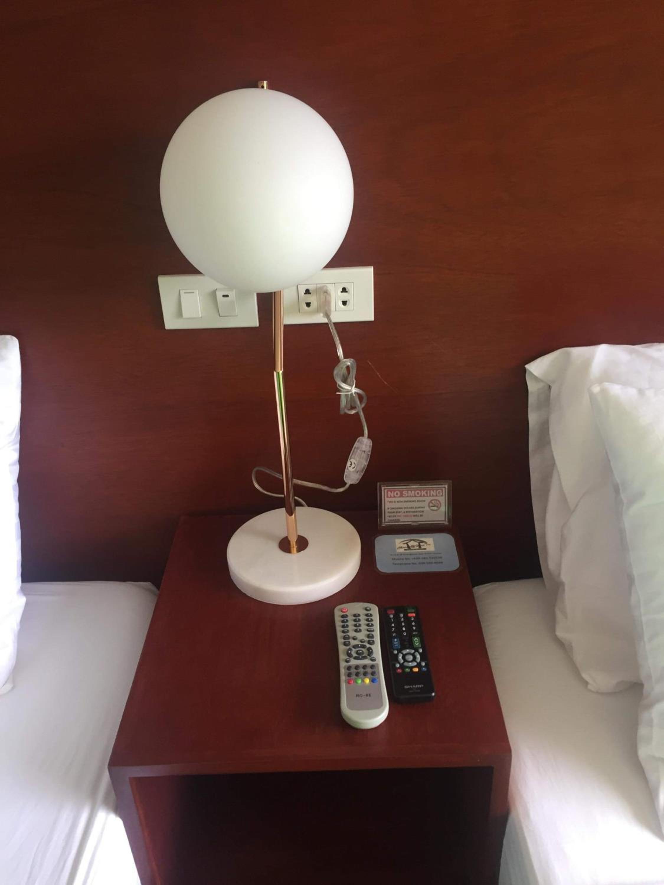 Deluxe Twin Room - Photo 2