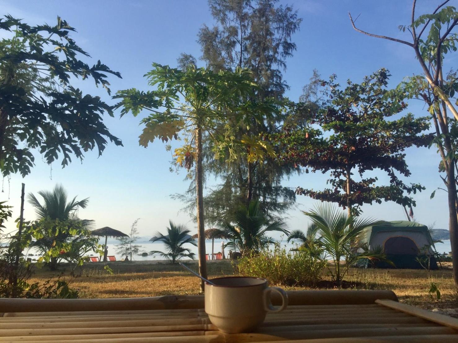 Bungalow with Sea View photo 3