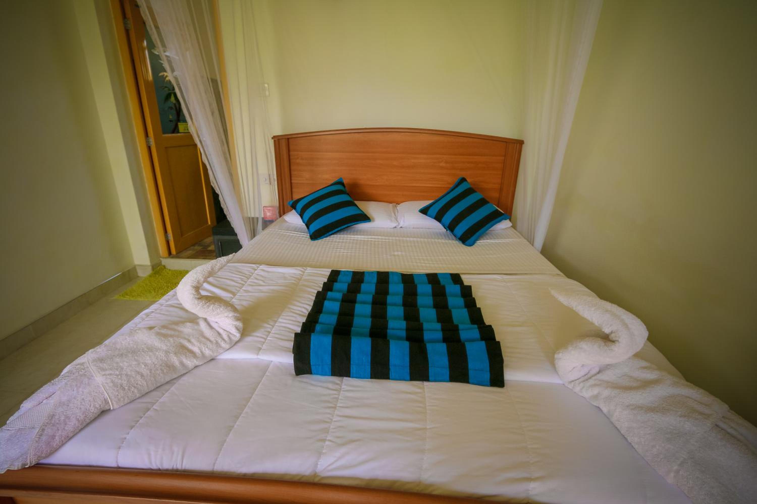 Double Room with Private Bathroom photo 2