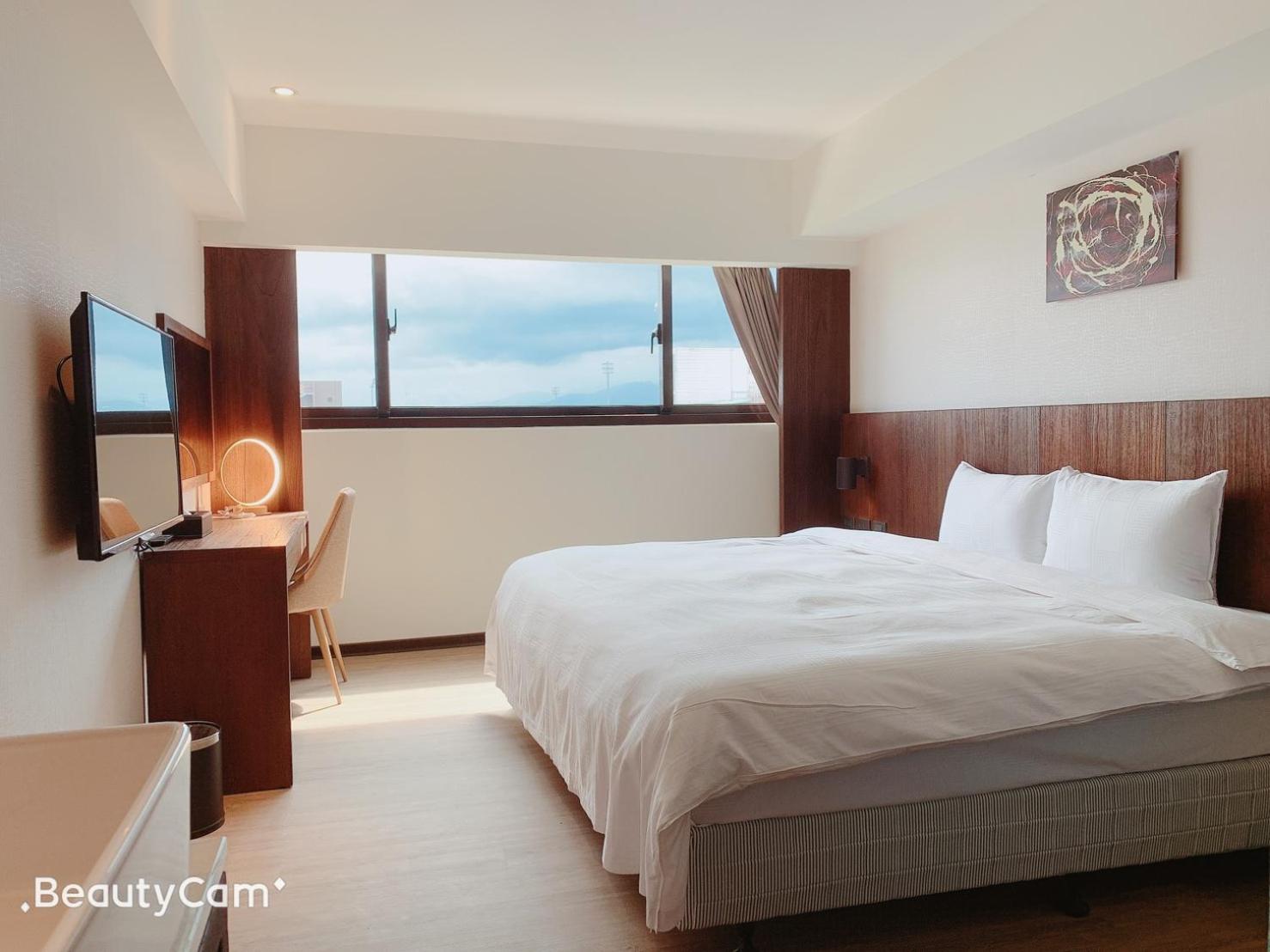 Double Room with Mountain View