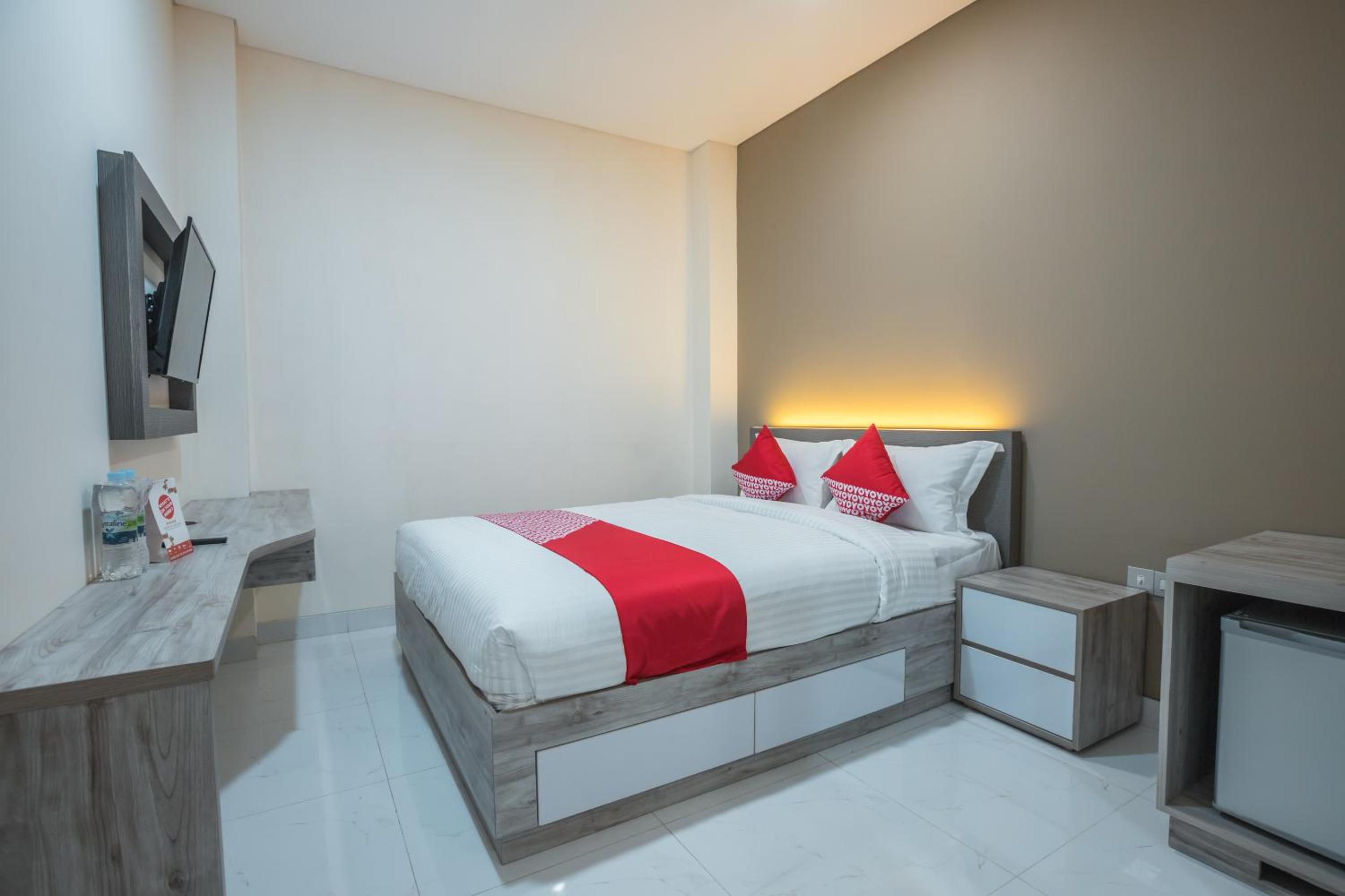 Deluxe Double Room - Photo 1